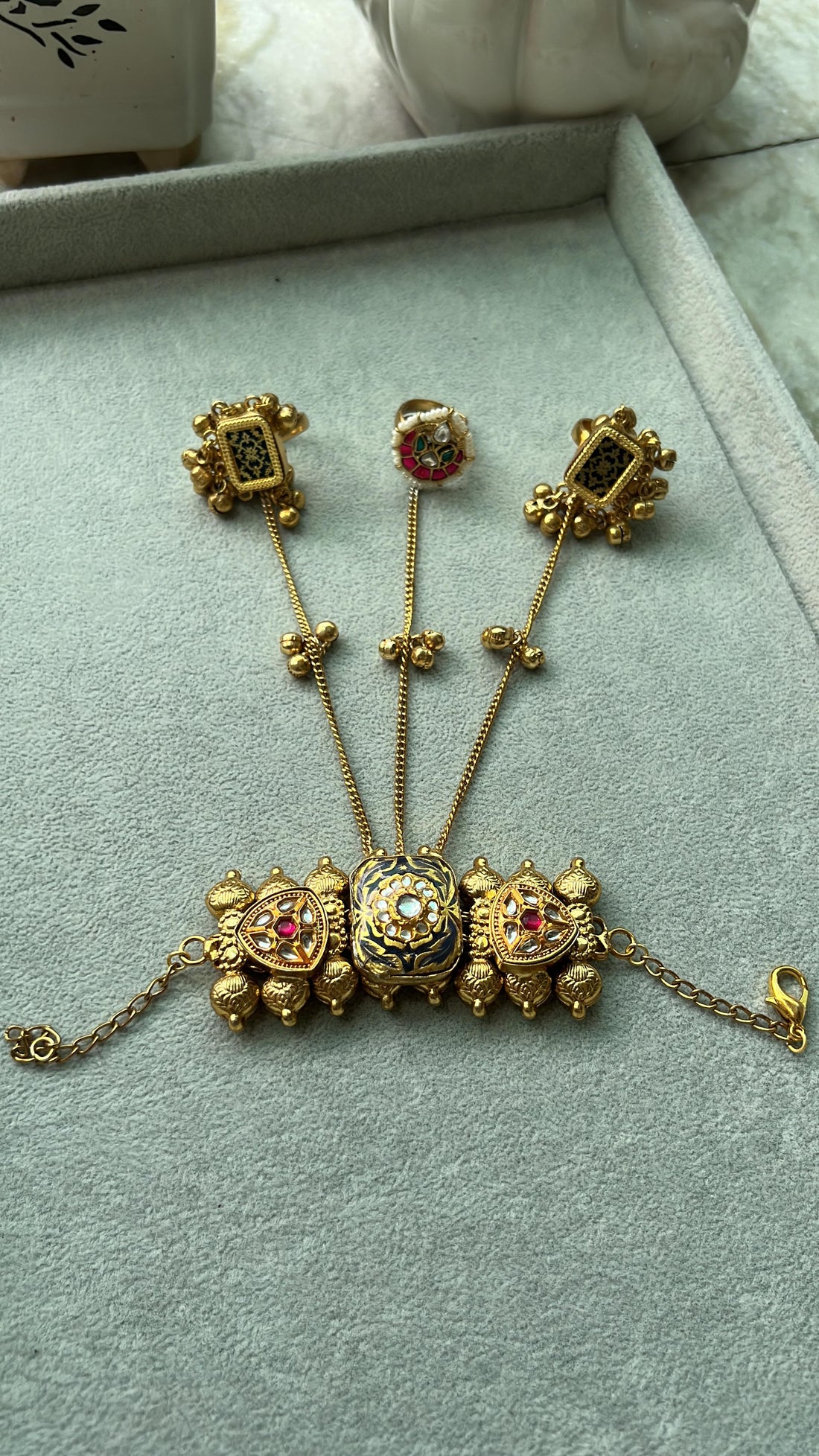 Razia sultan Hathphool - SINGLE PC (Adjustable)