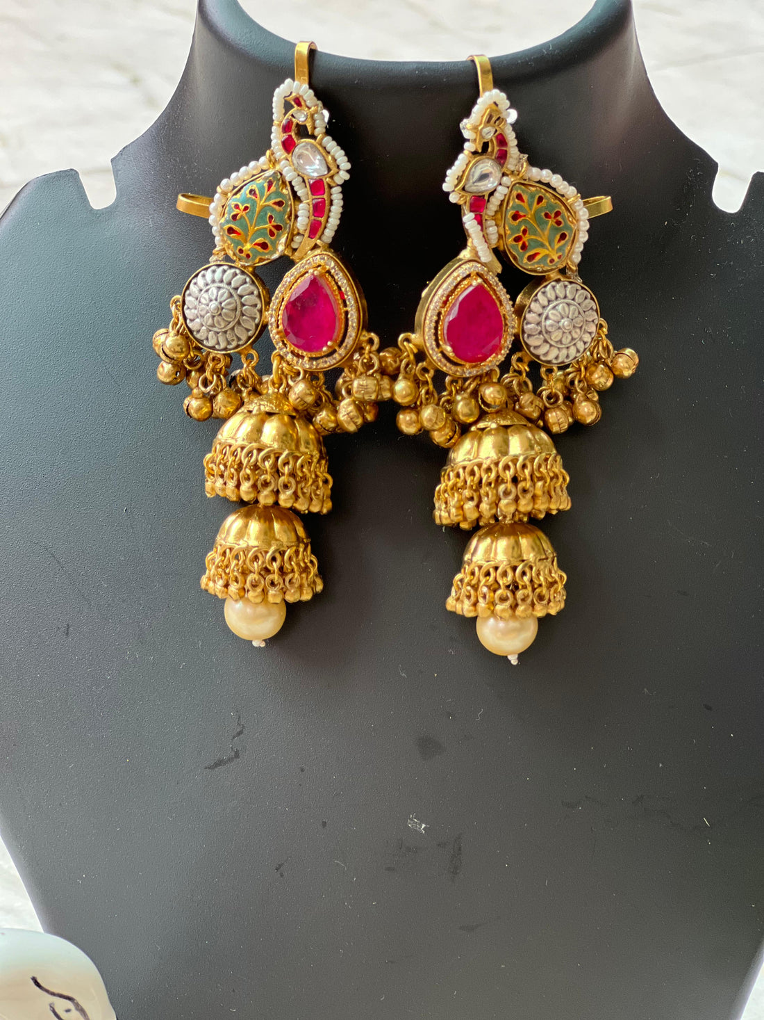Showstopper Earcuffs