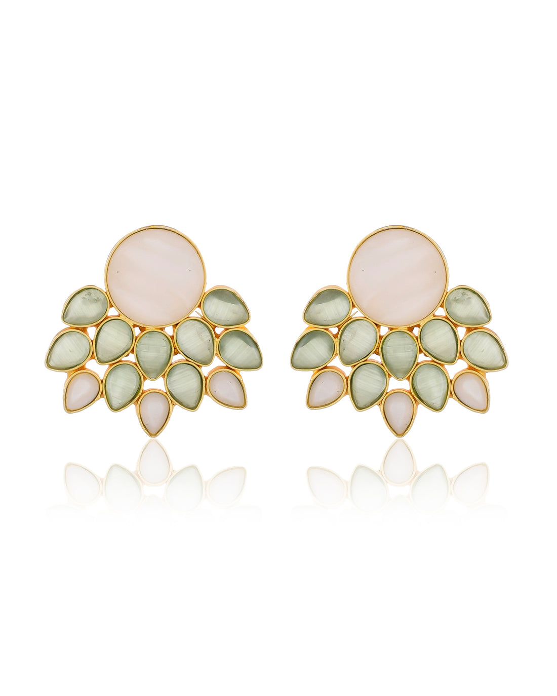 LOVE MALLOW STUDS