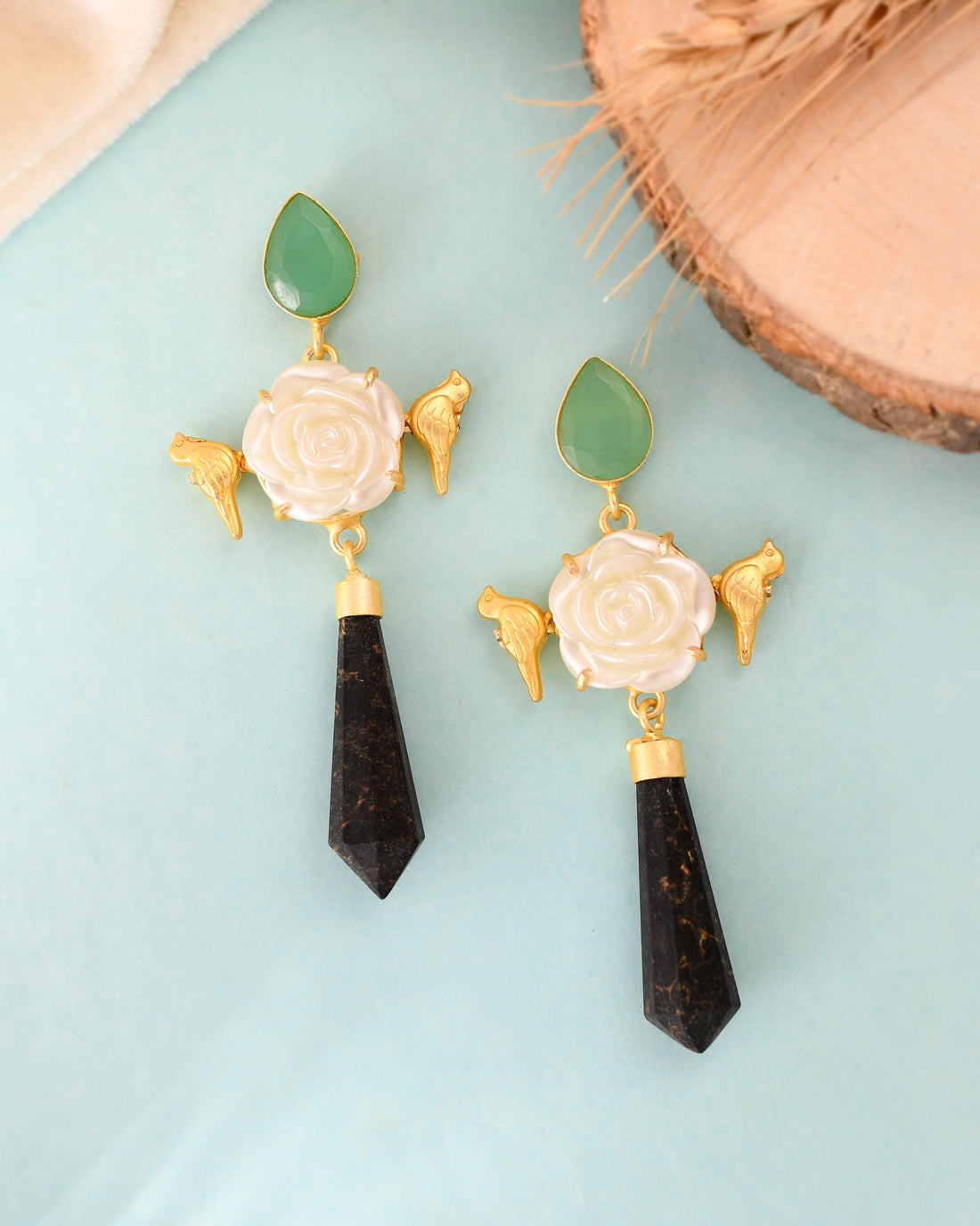 ROSE GARDEN WTH BIRDS EARING