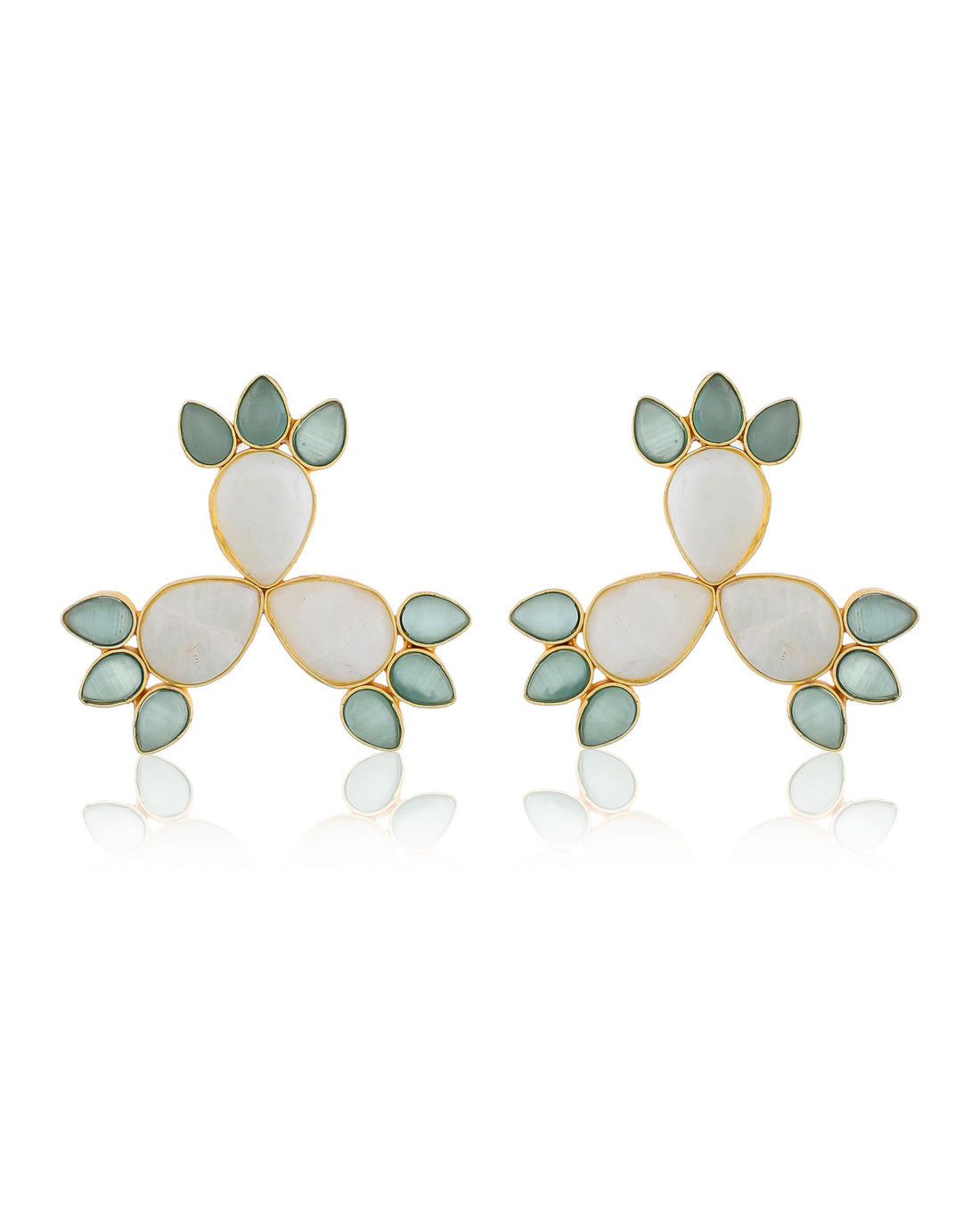 ILLUMINATE BLUE STUDS