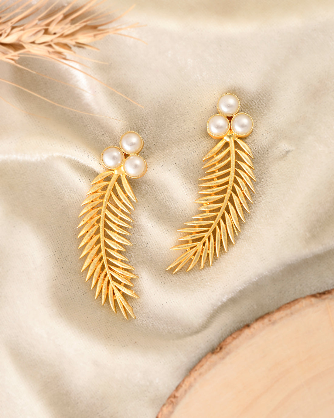 GOLD LEAF EARRING