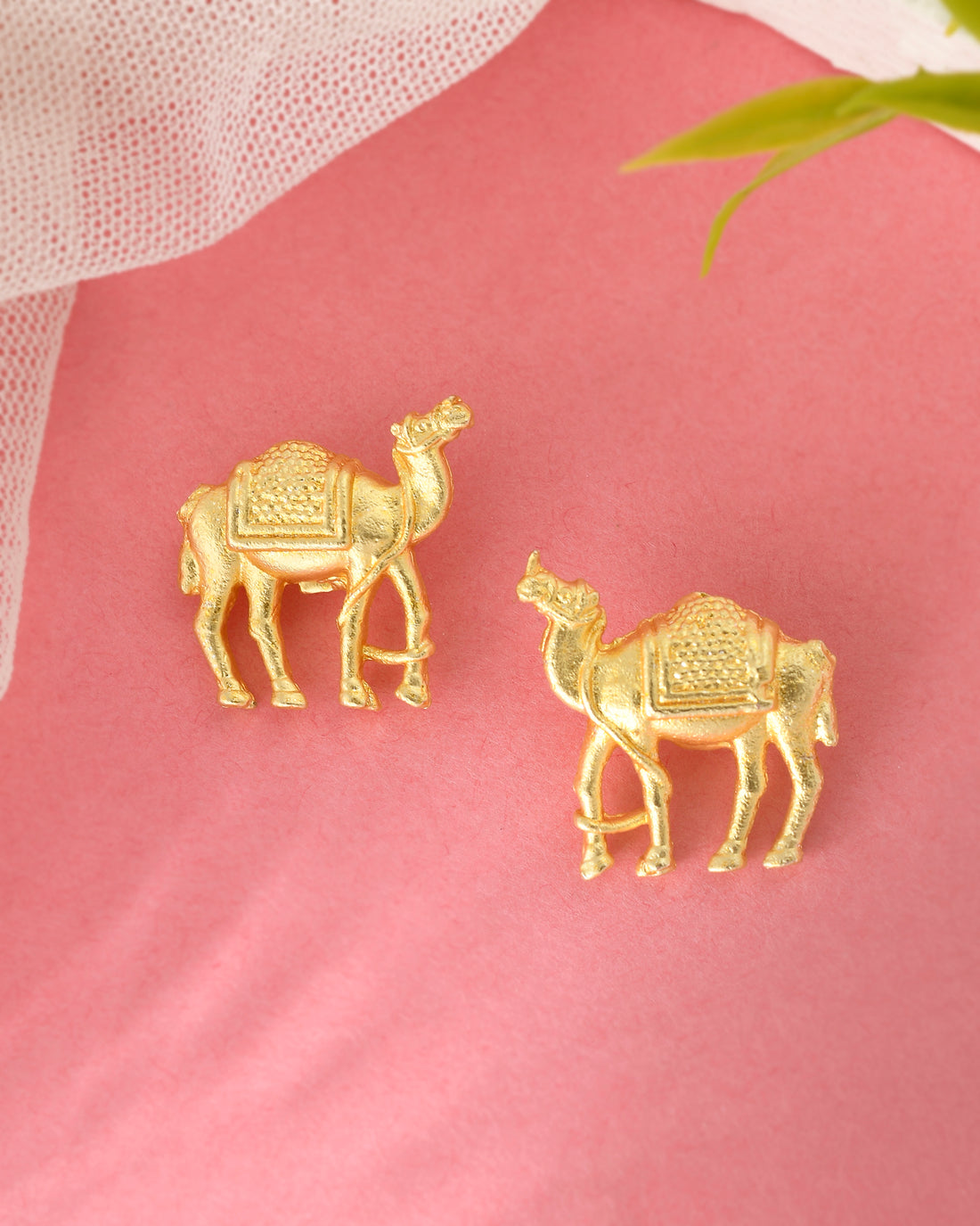 CLASSIC CAMEL EARRINGS