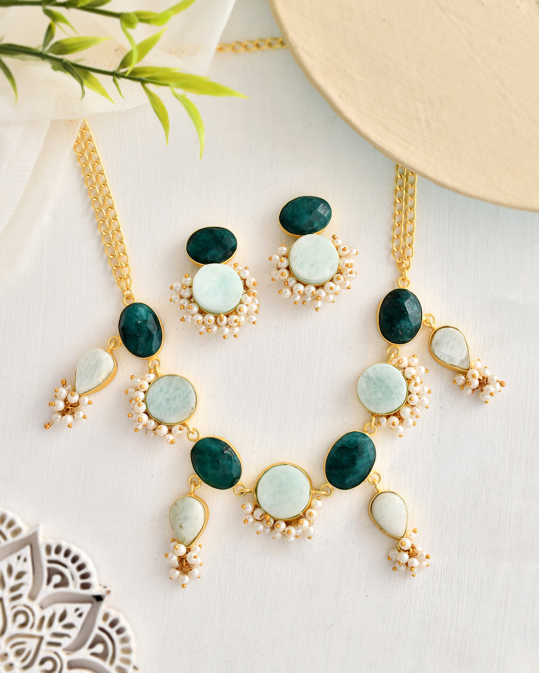 FIESTA STATEMENT NECKLACE