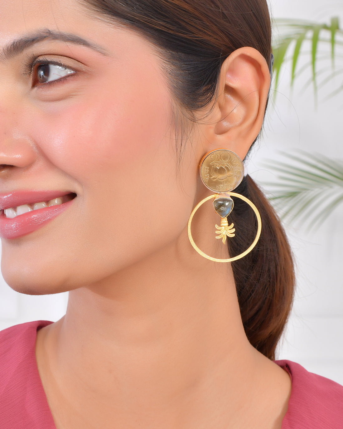 CLOUD OF PEARL AND SHELL EARING