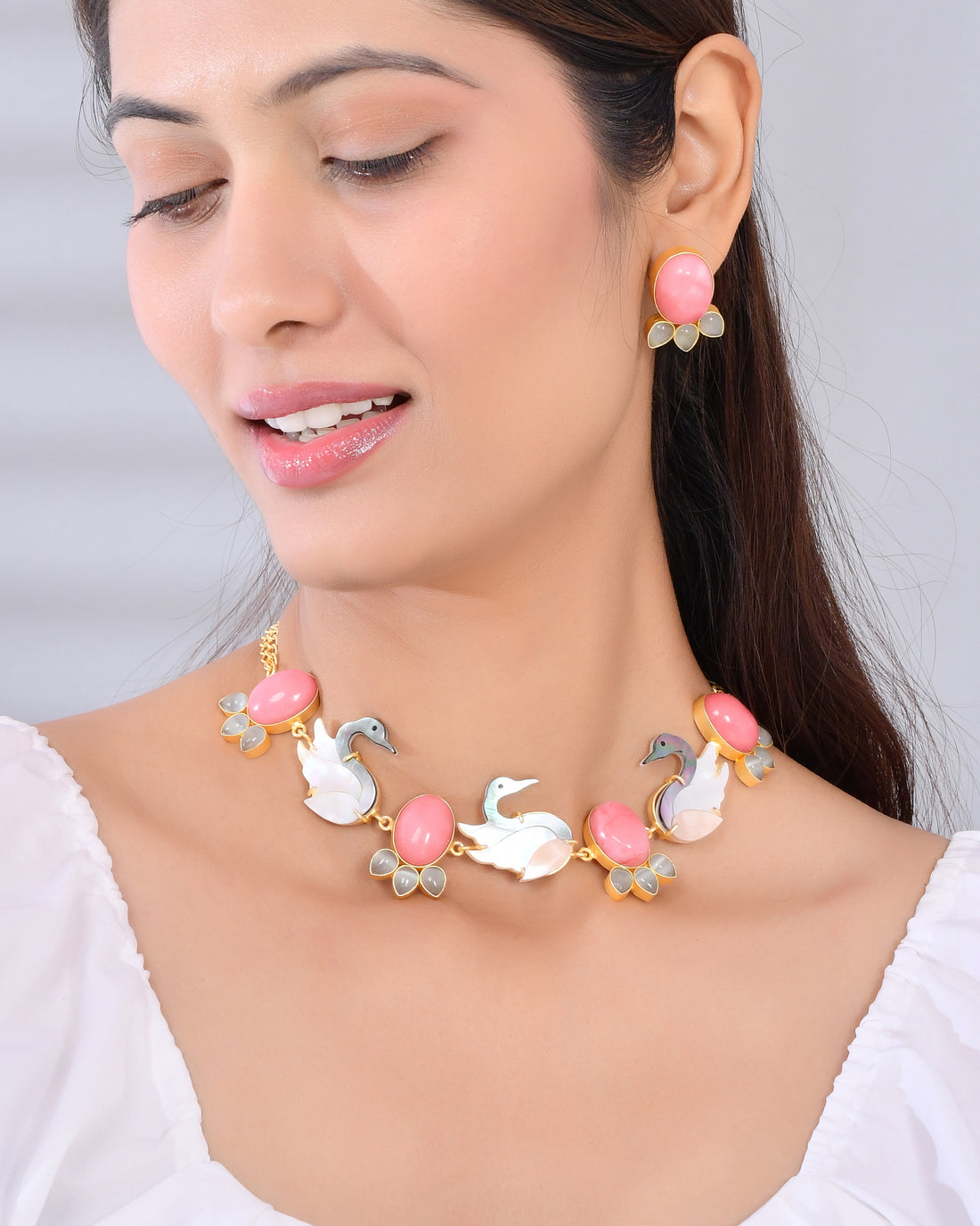 Glimmer Pink Mother of Pearls Necklace Set with Earrings