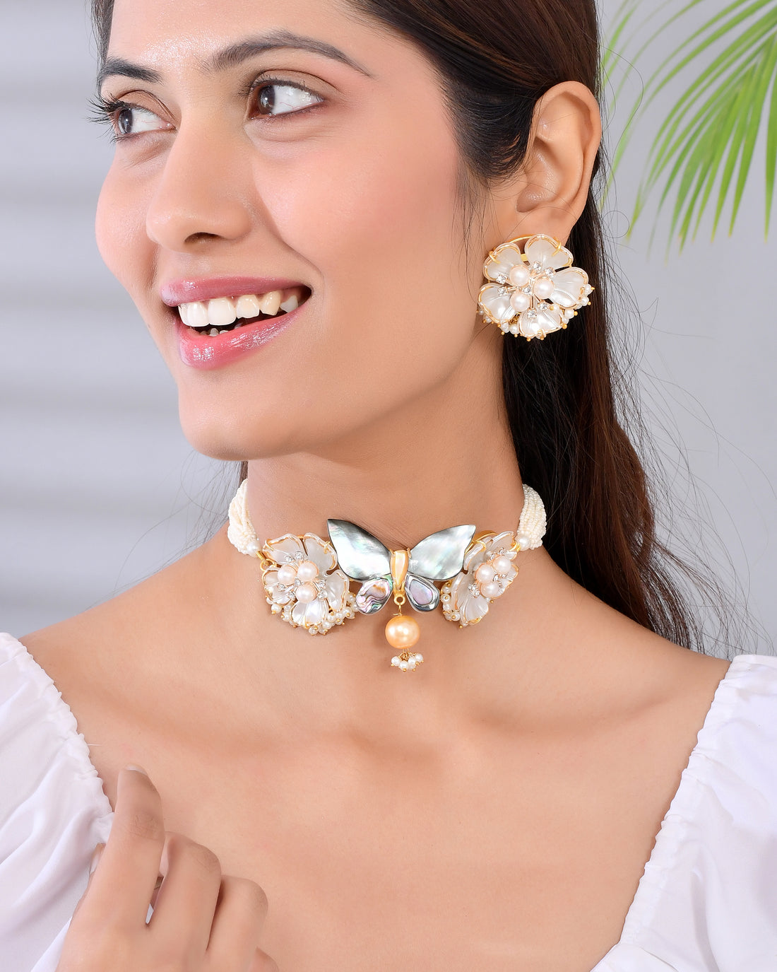 MORNING GLORY BUTTERFLY NECKLACE