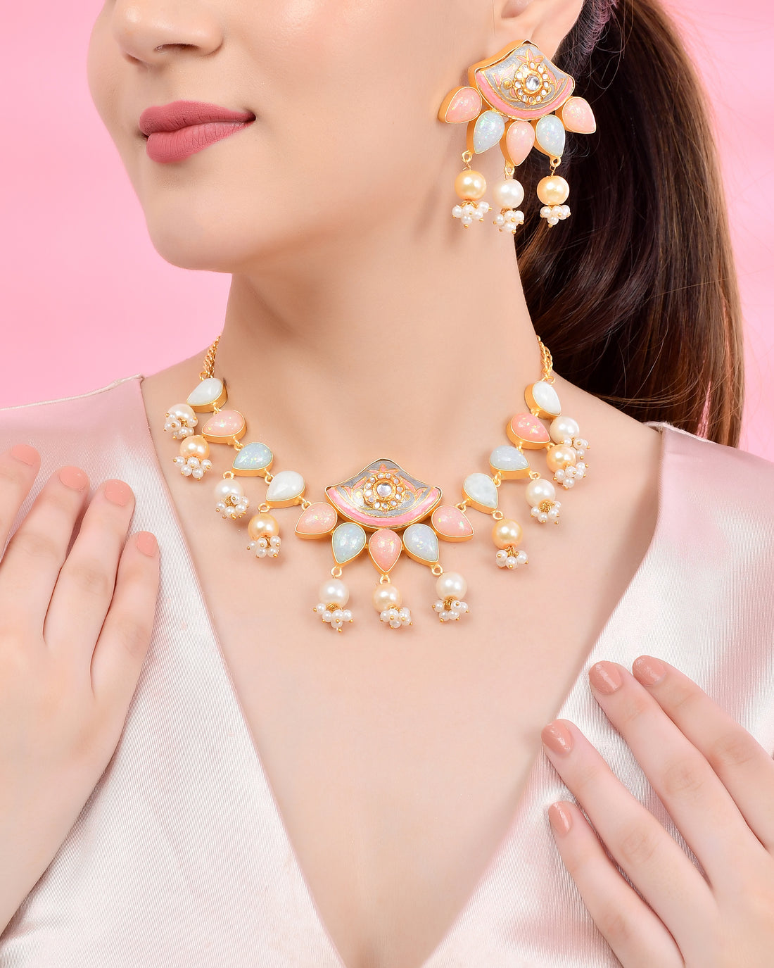 NOOR E JAHA NECKLACE