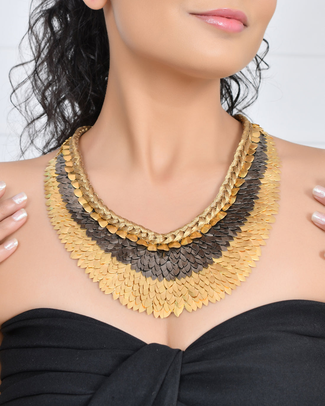 DESIRE OF CLUSTERS NECKLACE