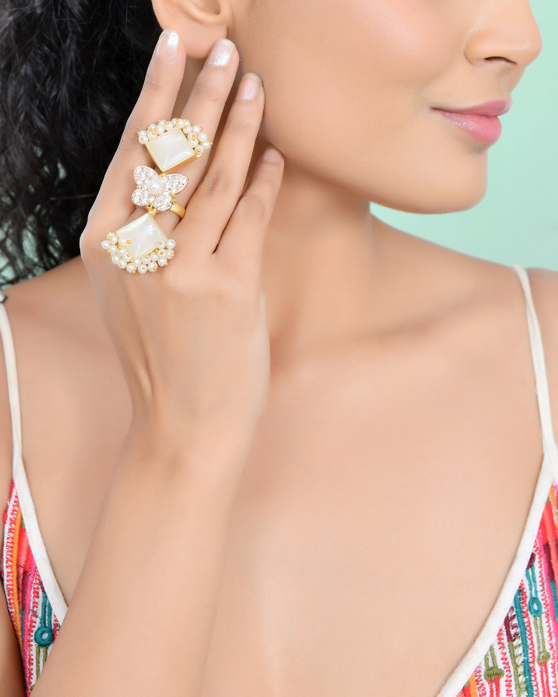 ZIRCON BUTTERFLY RING