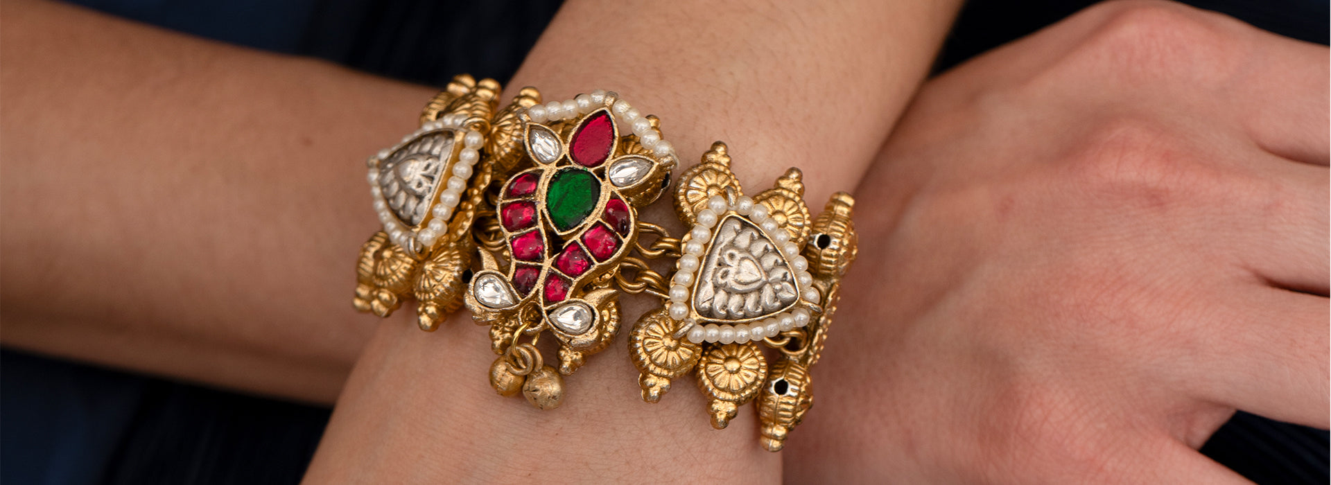 Bracelet