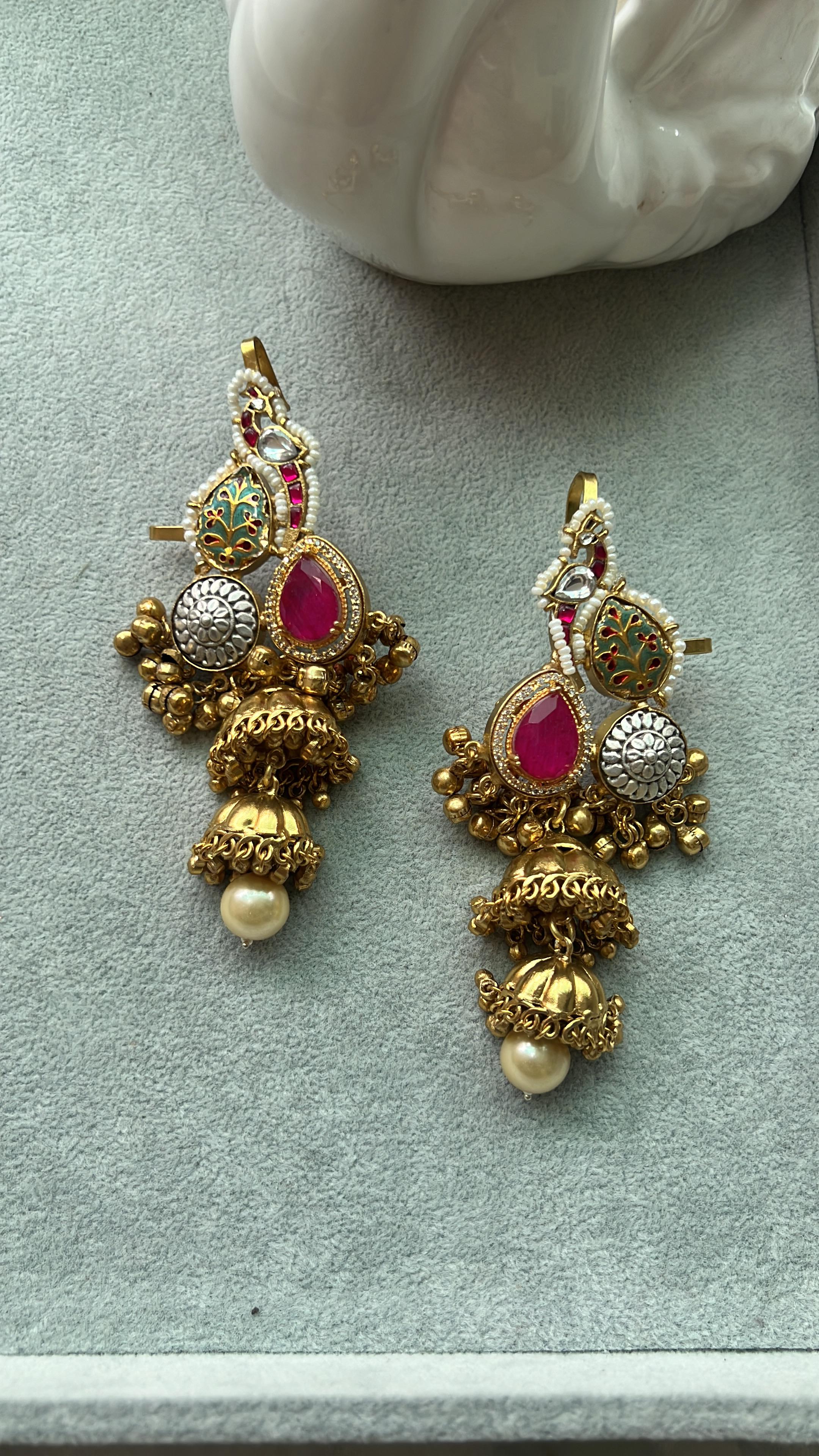 Showstopper Earcuffs