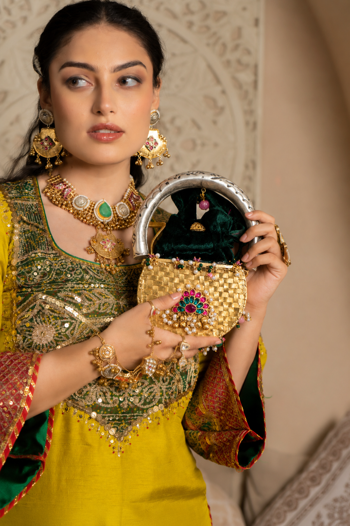 Jasmine Potli
