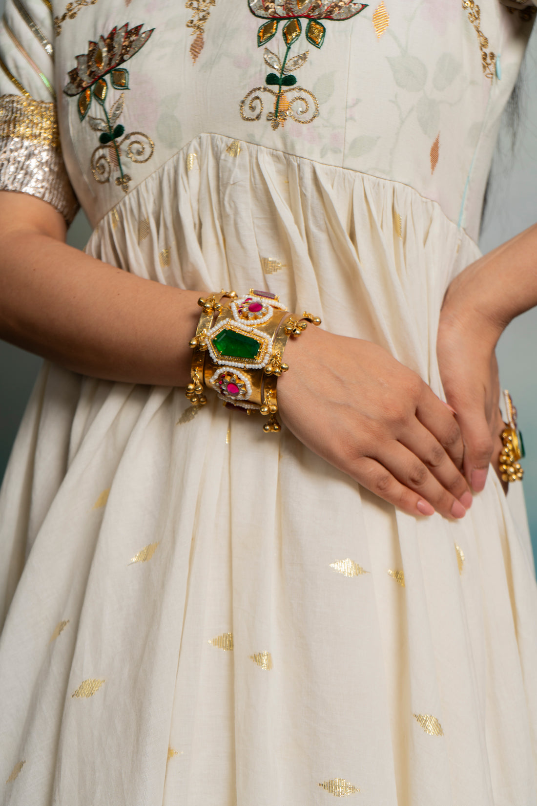 RANI LAXMI BAI CUFF (Adjustable) -Single pc