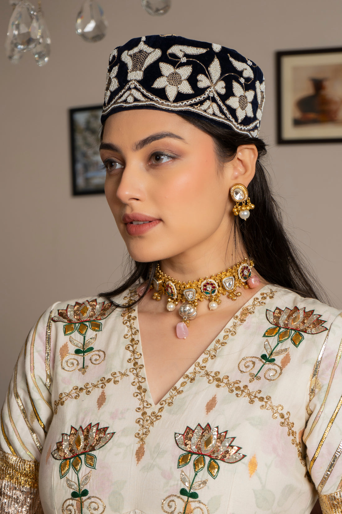 RUHANIYAT NECKLACE