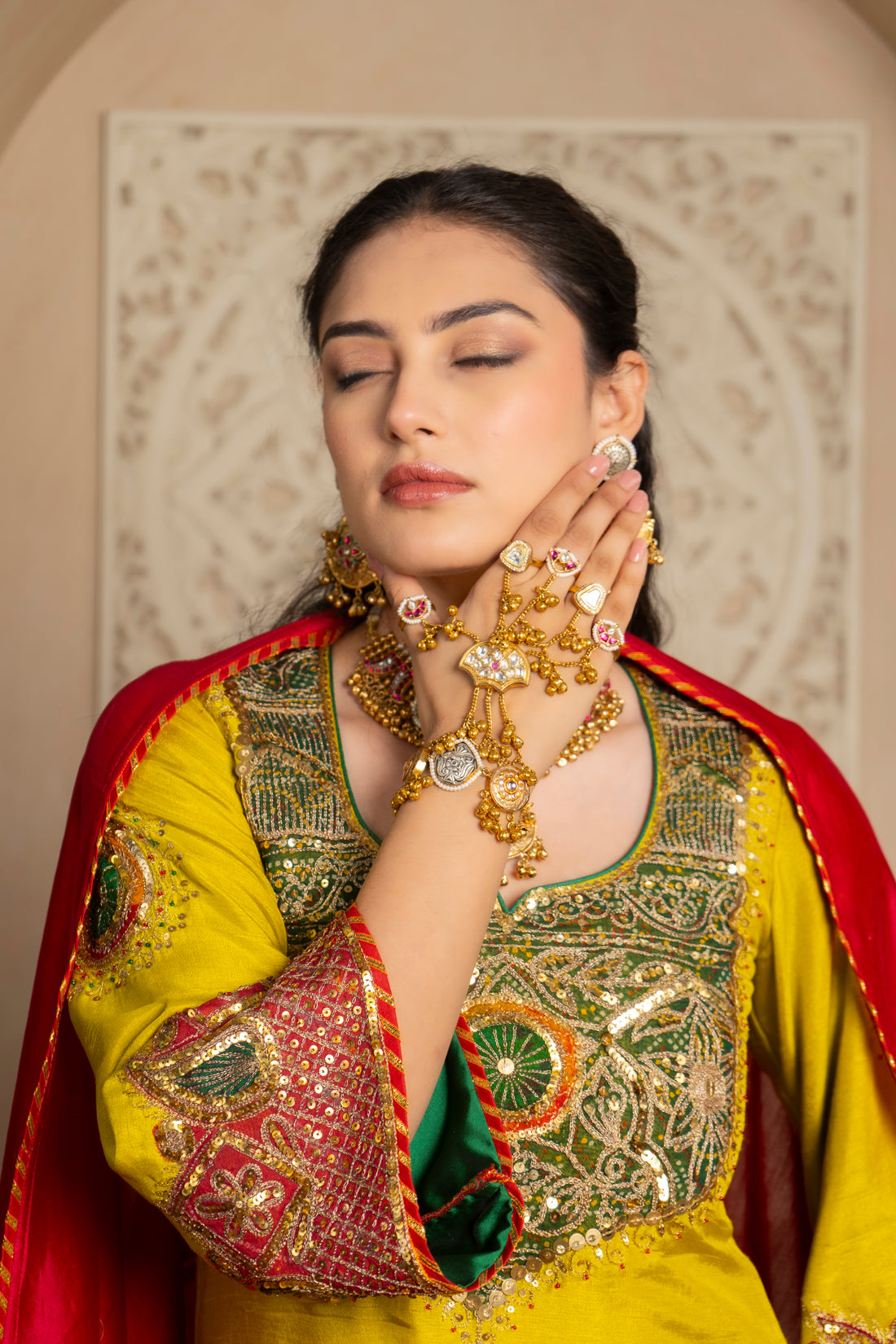 VAISHNAVI HATHFOOL (Adjustable) -Single pc