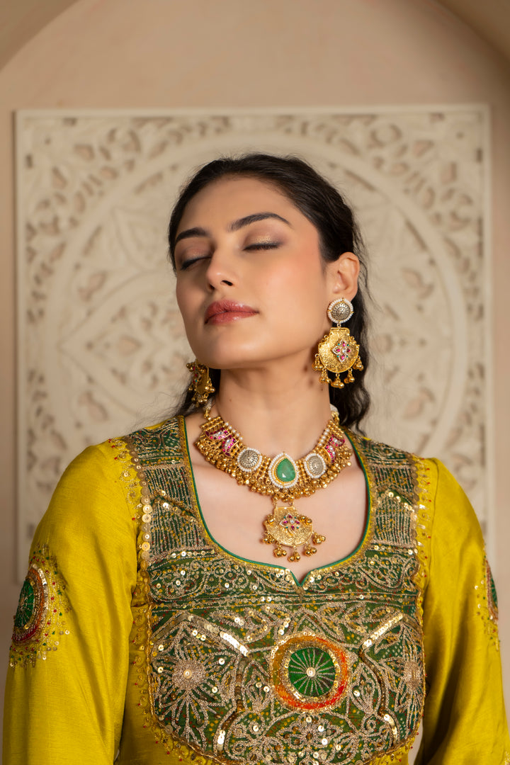 SHABANA NECKLACE