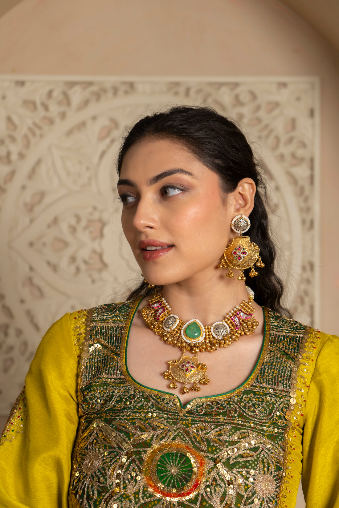 SHABANA NECKLACE