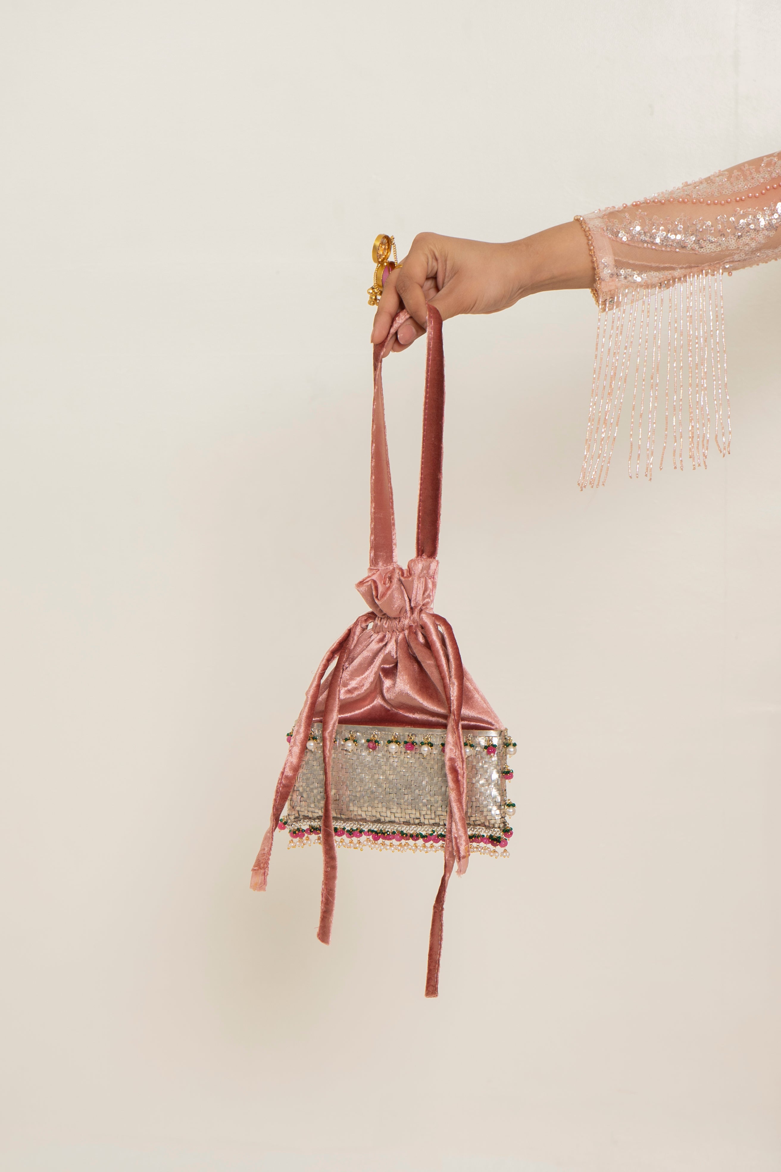 MIRABAI POTLI CLUTCH