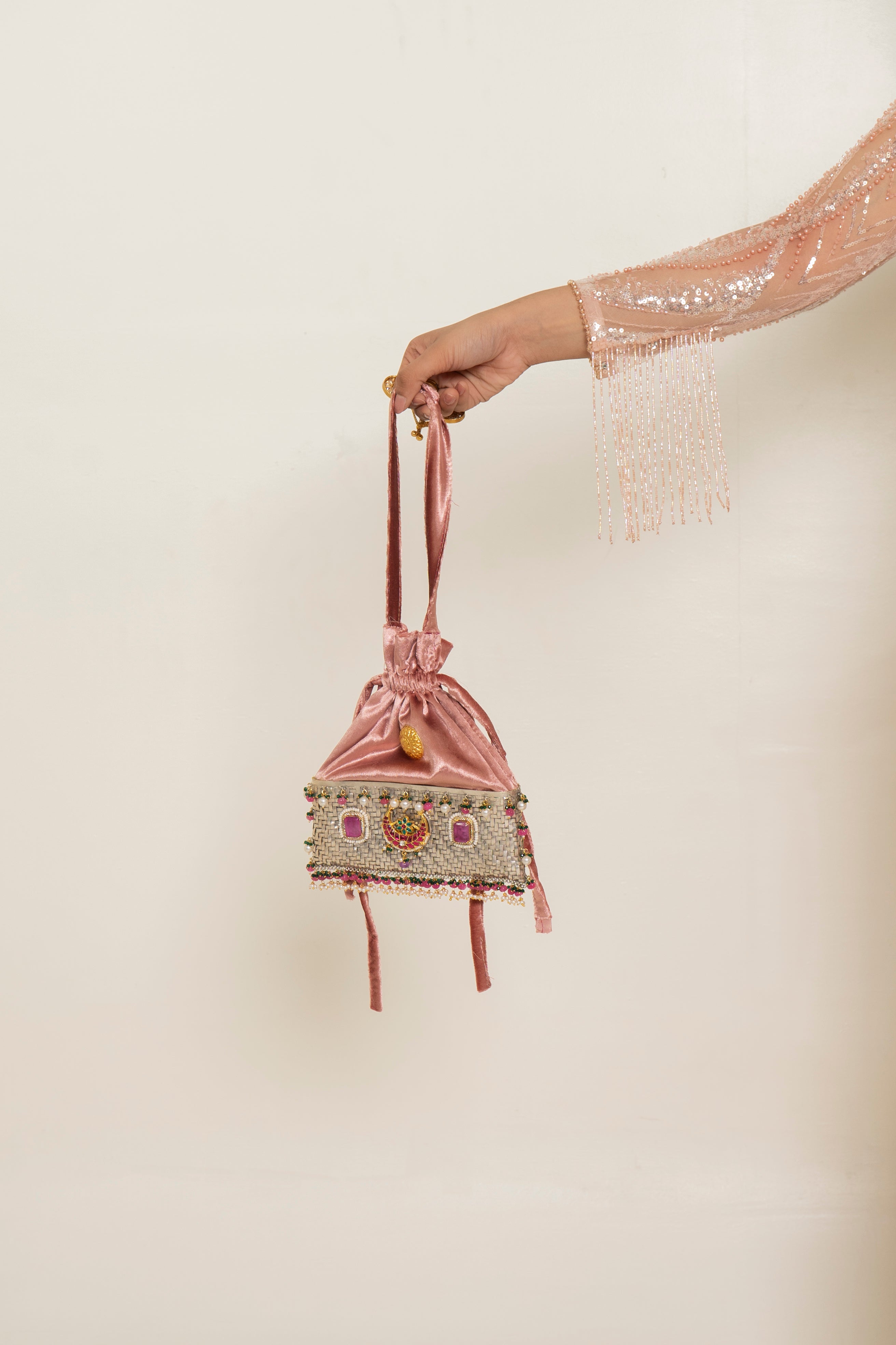 MIRABAI POTLI CLUTCH