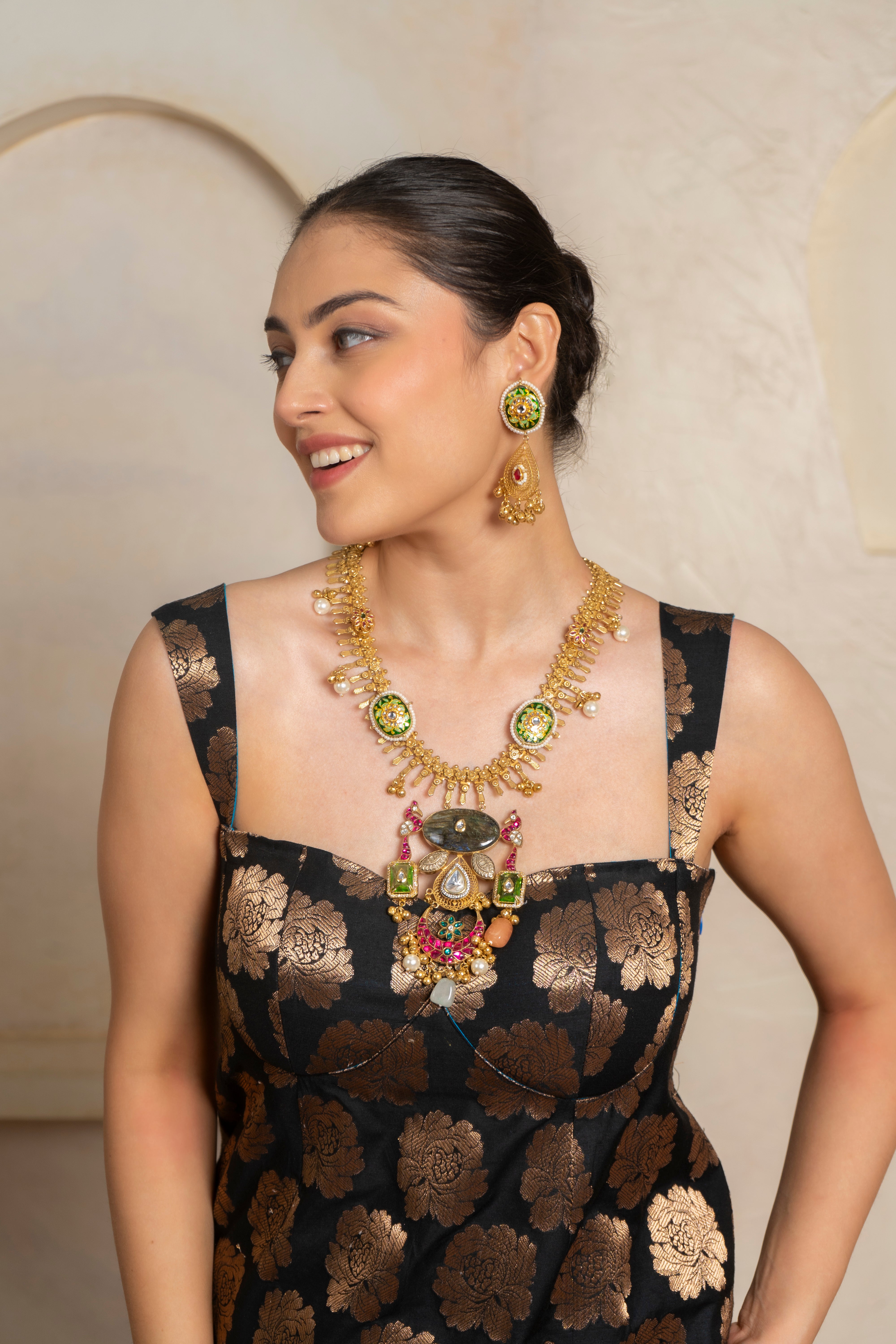 GAYATRI DEVI Long Necklace