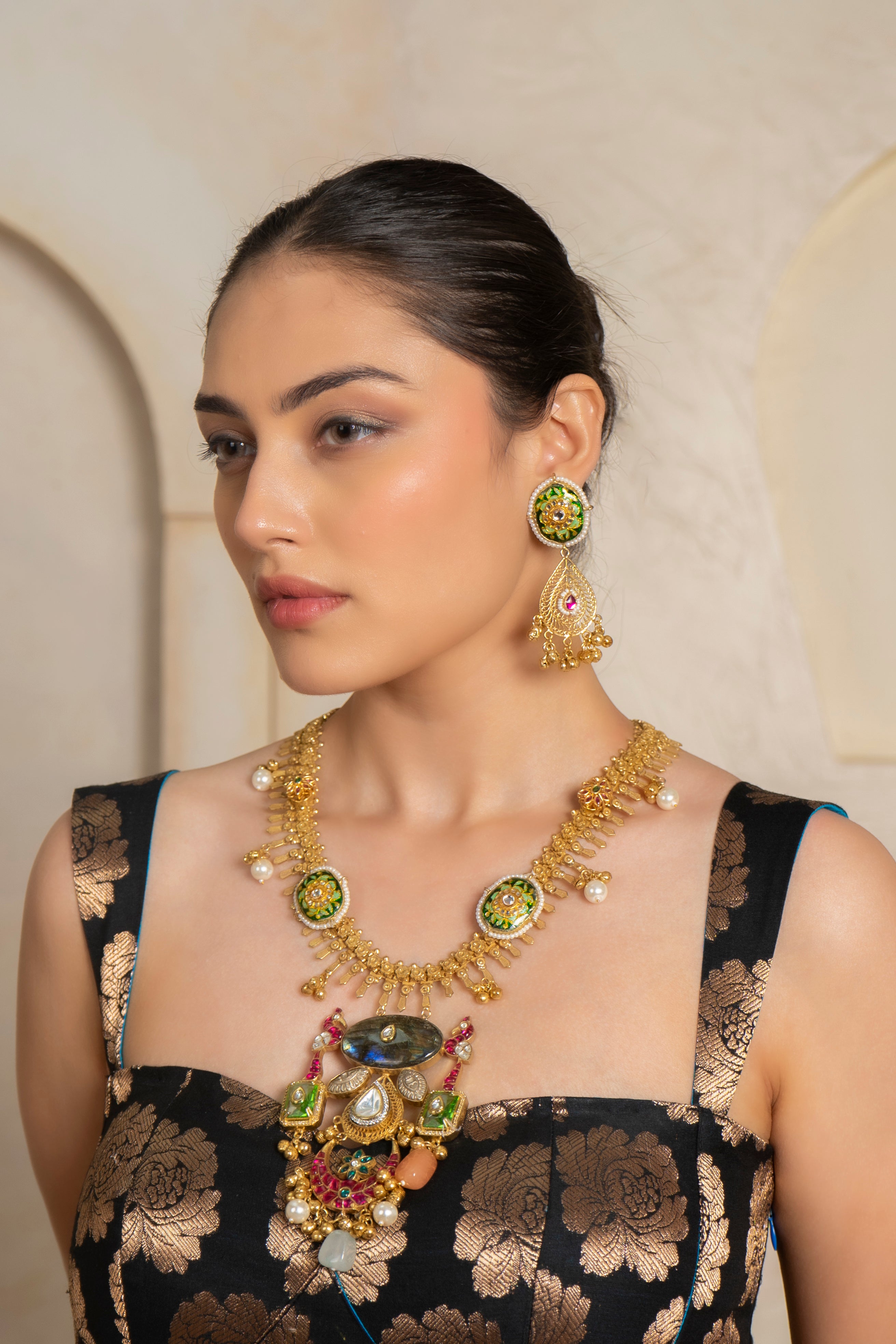 GAYATRI DEVI Long Necklace