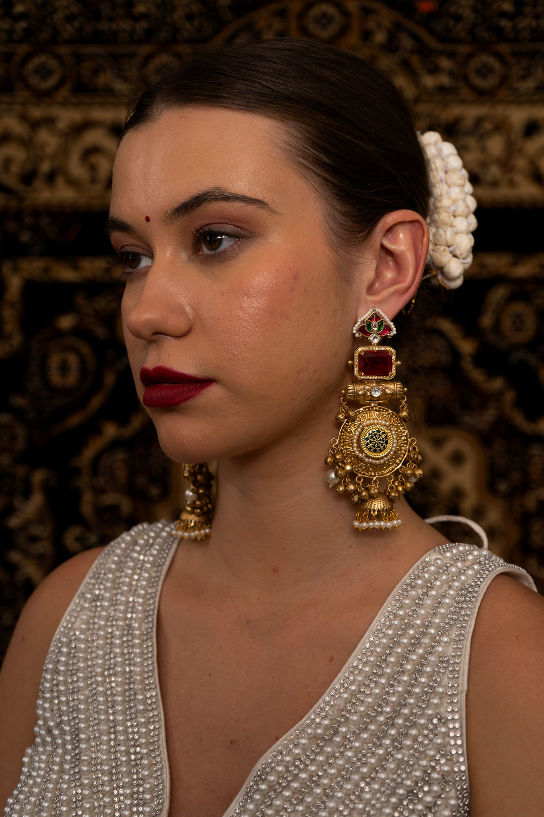 Aarzoo jadau Earing