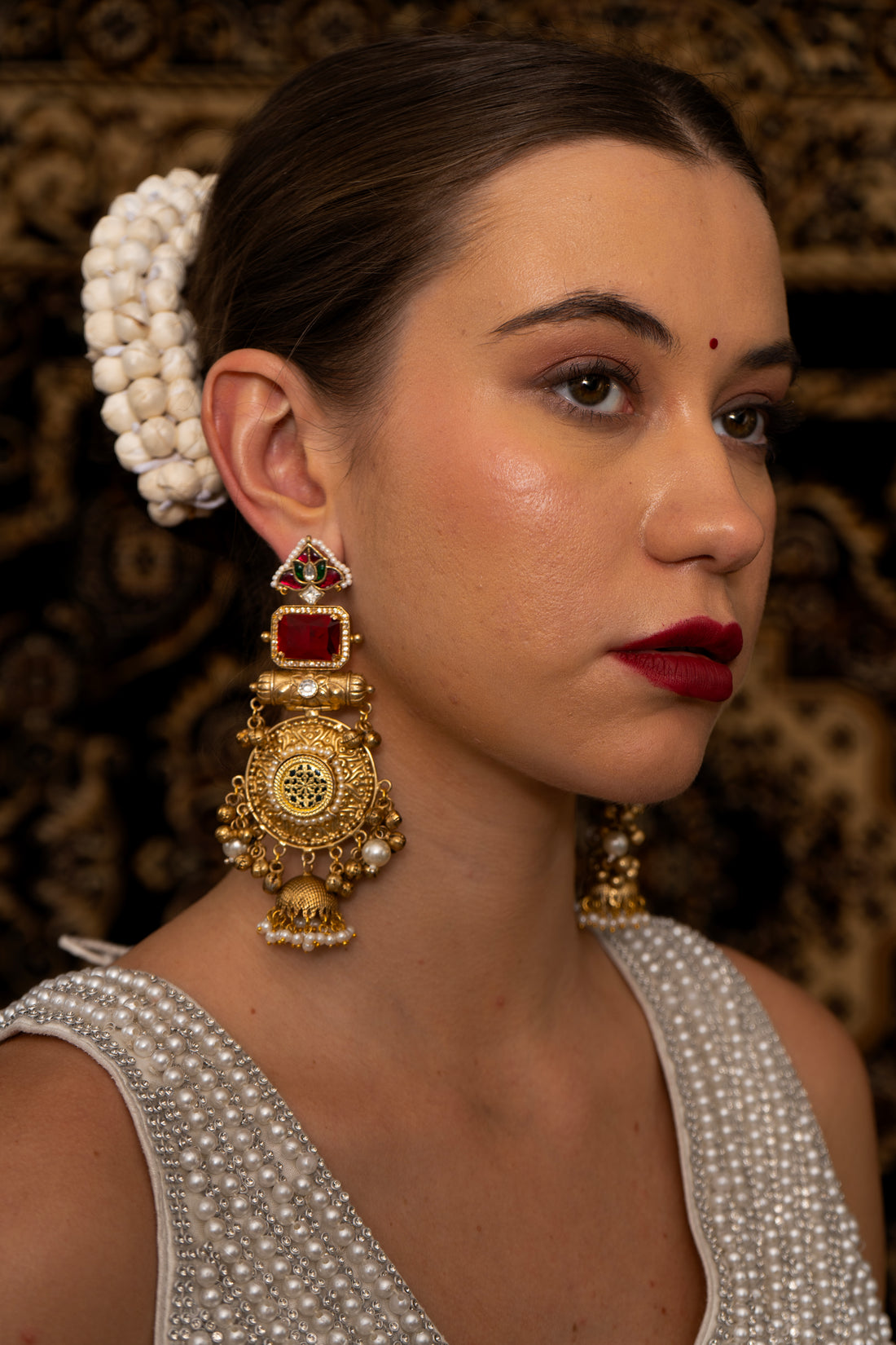 Aarzoo jadau Earing