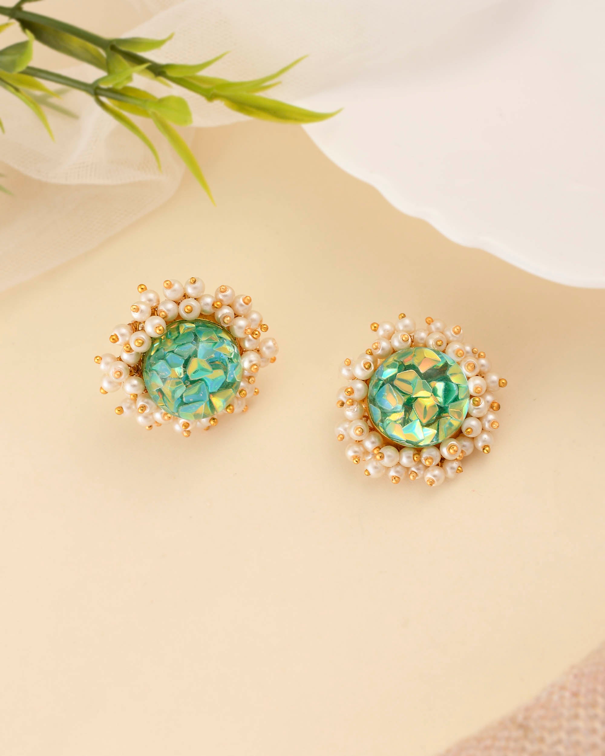 GREEN ROCK CRYSTAL STUDS