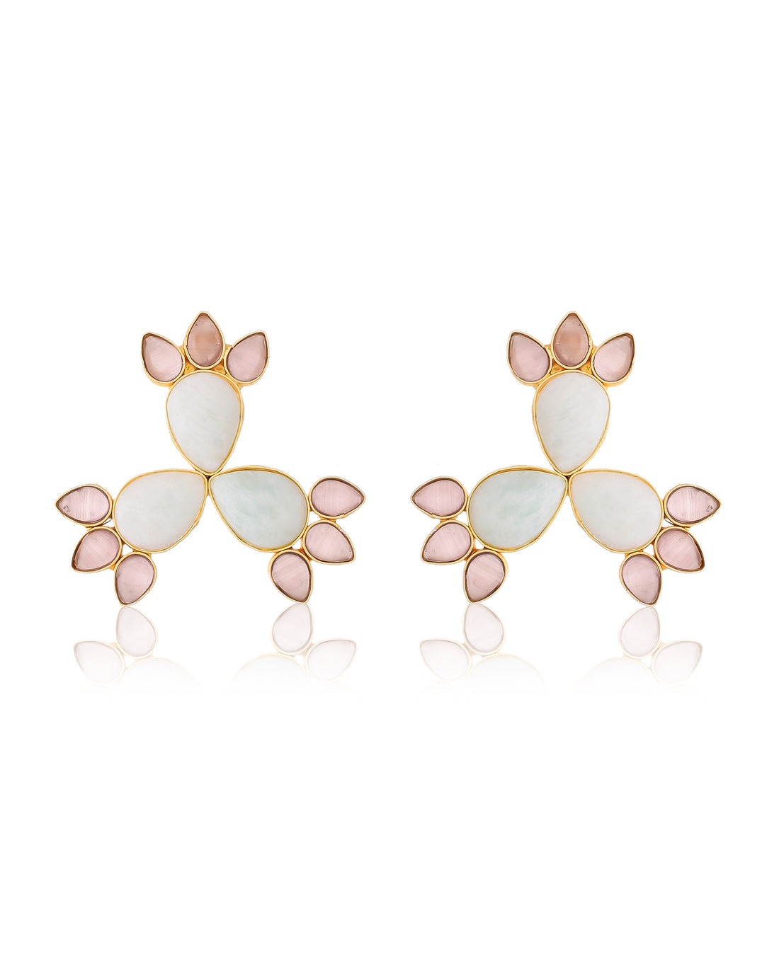 ILLUMINATE STUDS