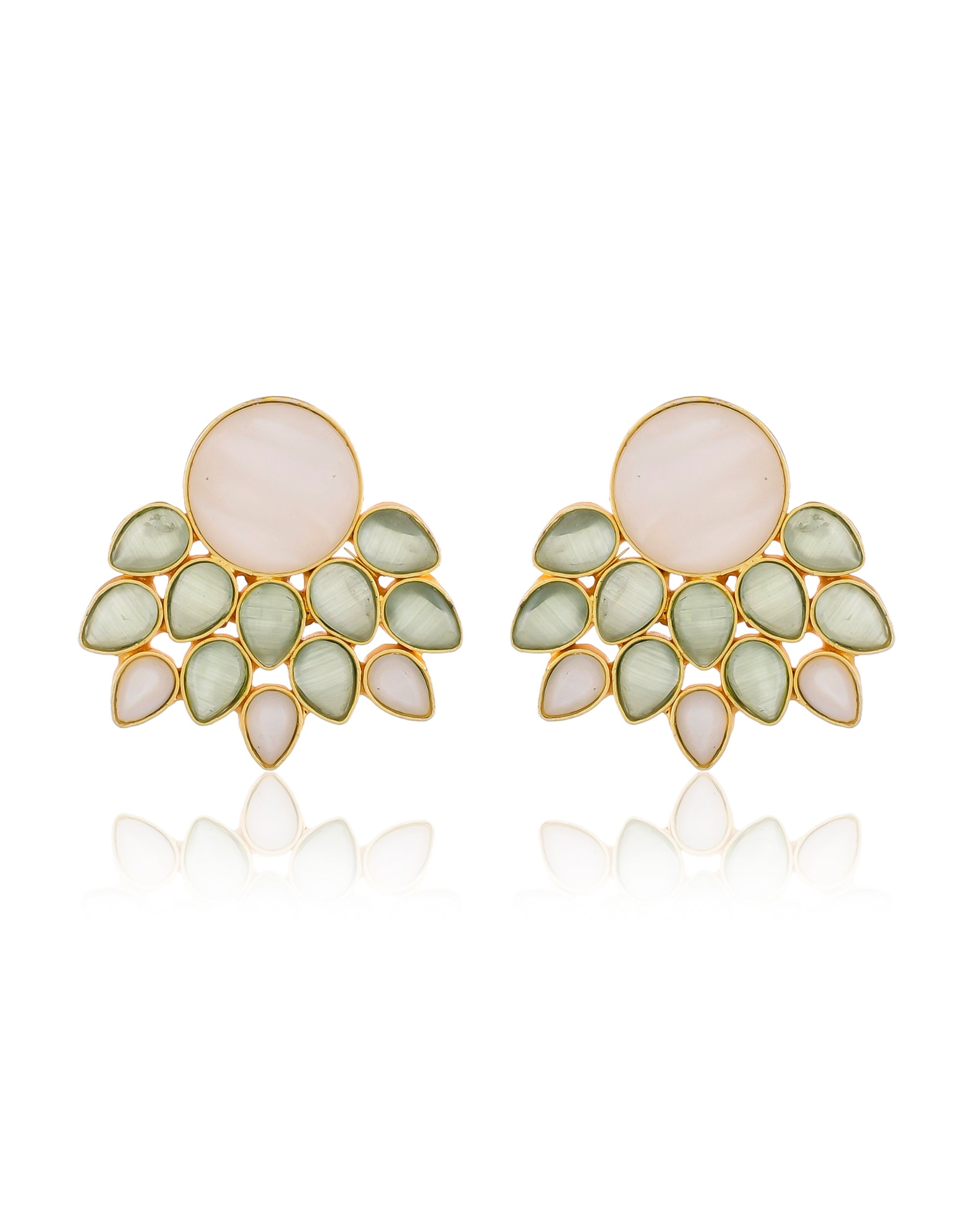 LOVE MALLOW STUDS