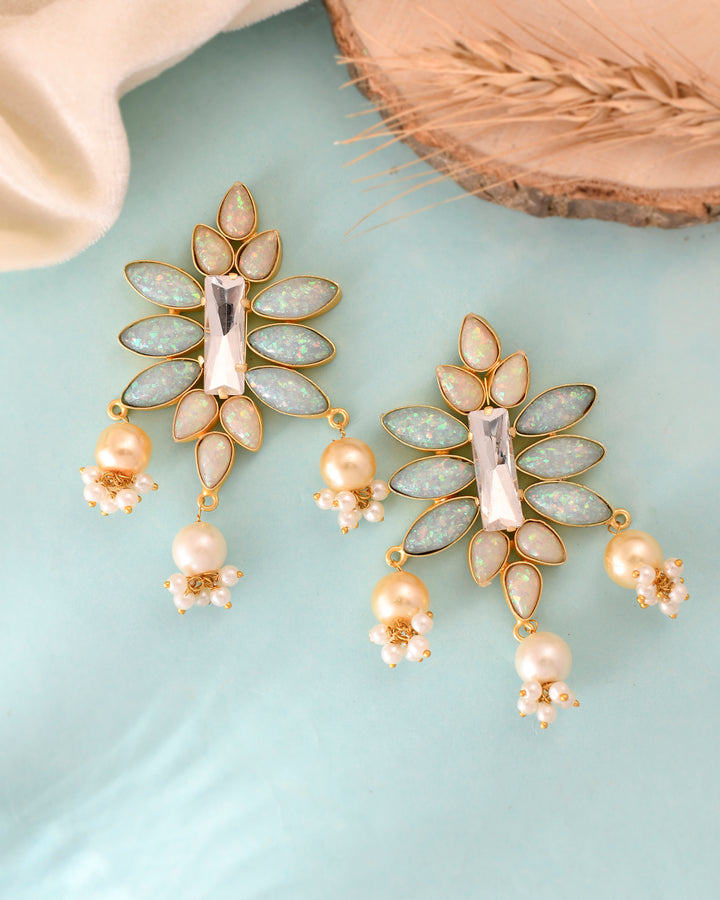 ROYAL STUDS