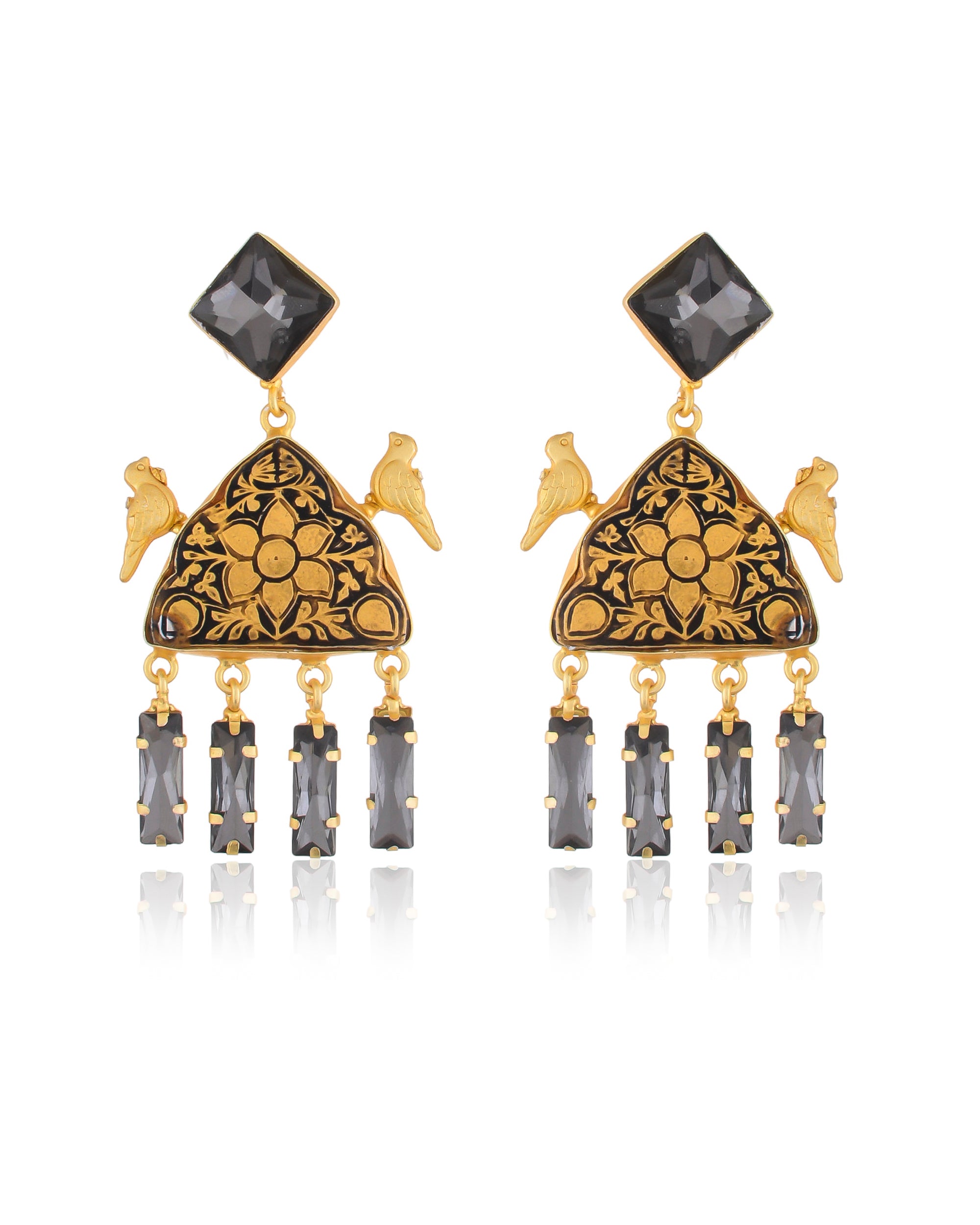 PARTASH CRAFTED EARING