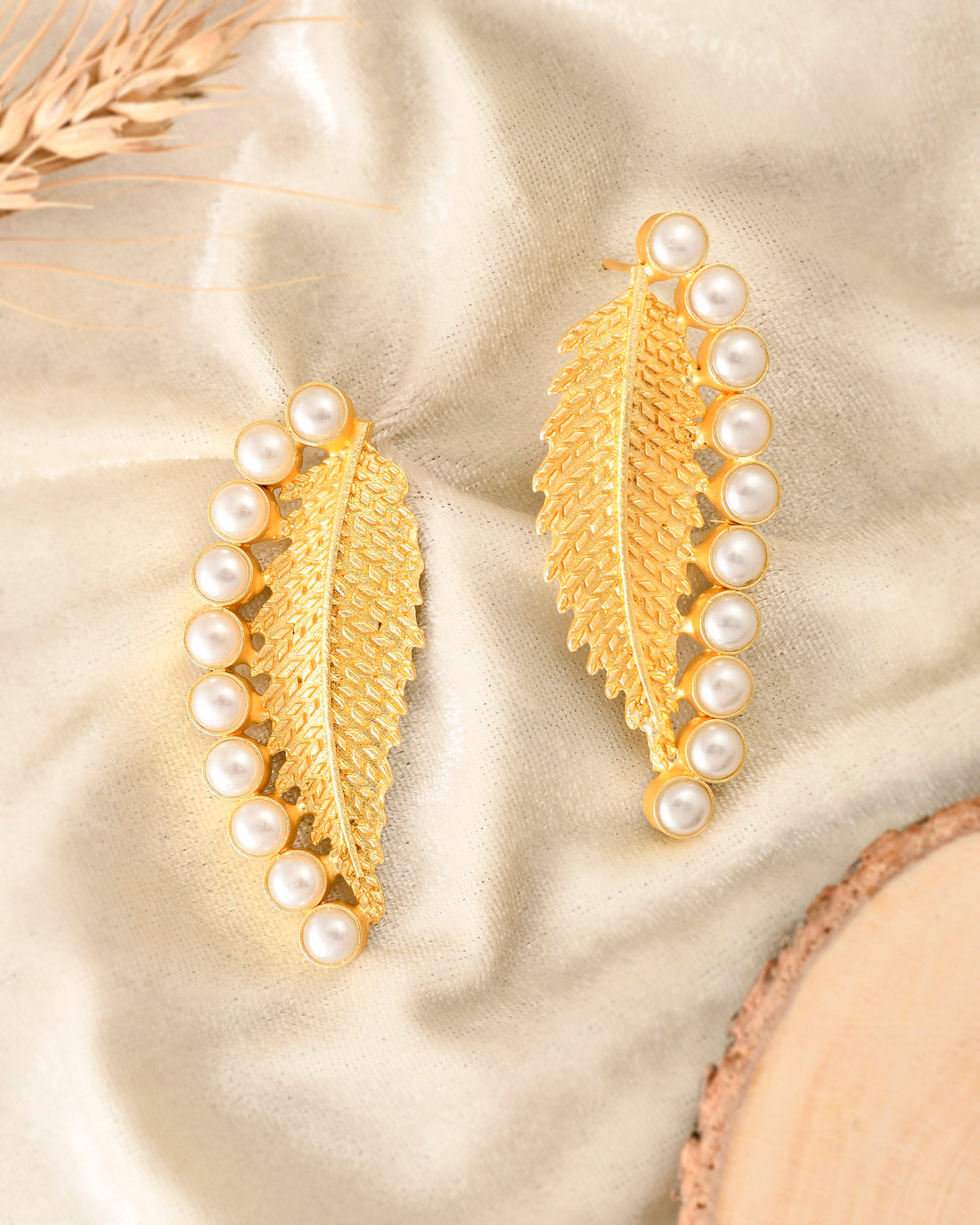 METAL CRISPY EARING