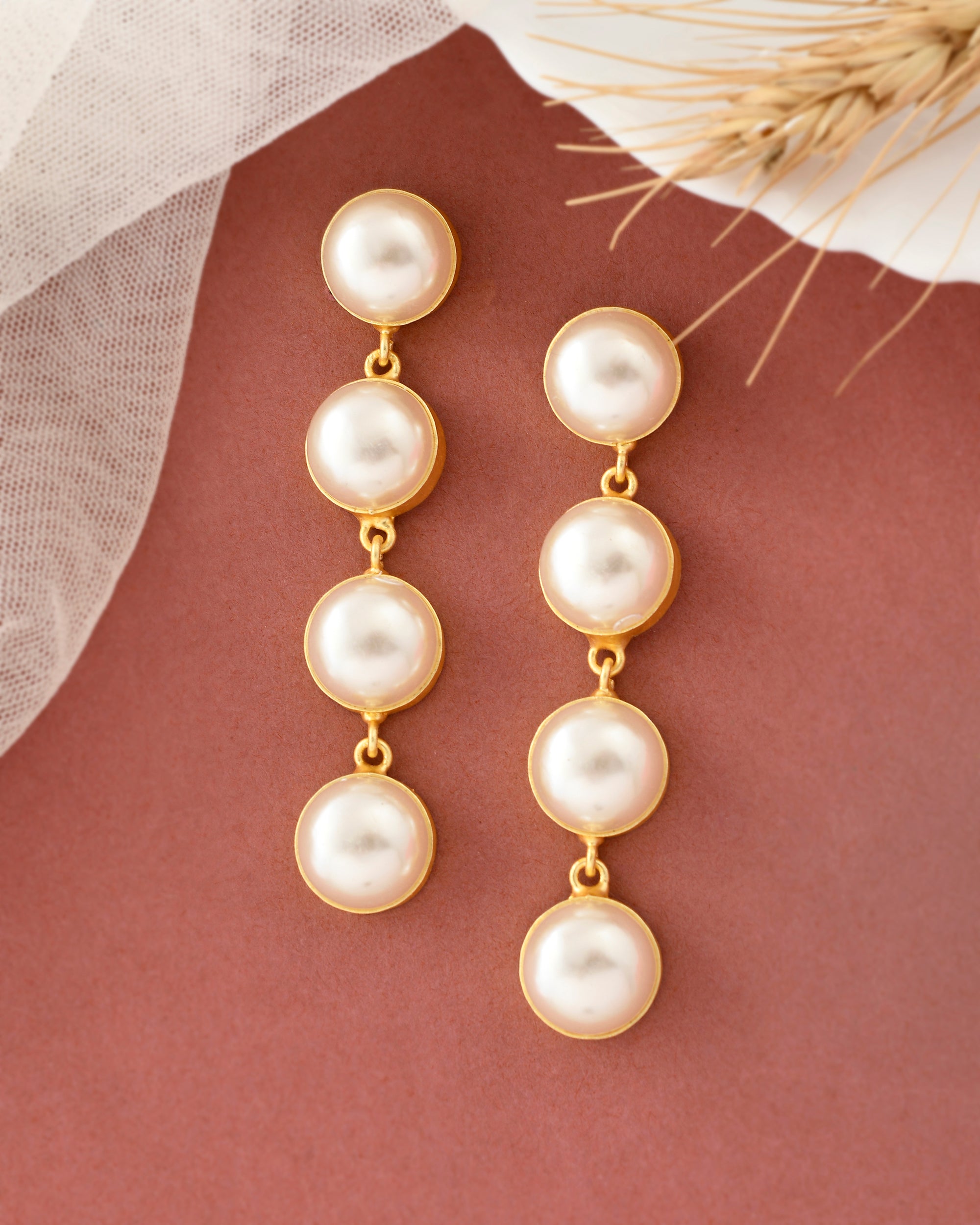 INFINITY PEARL EARINGS