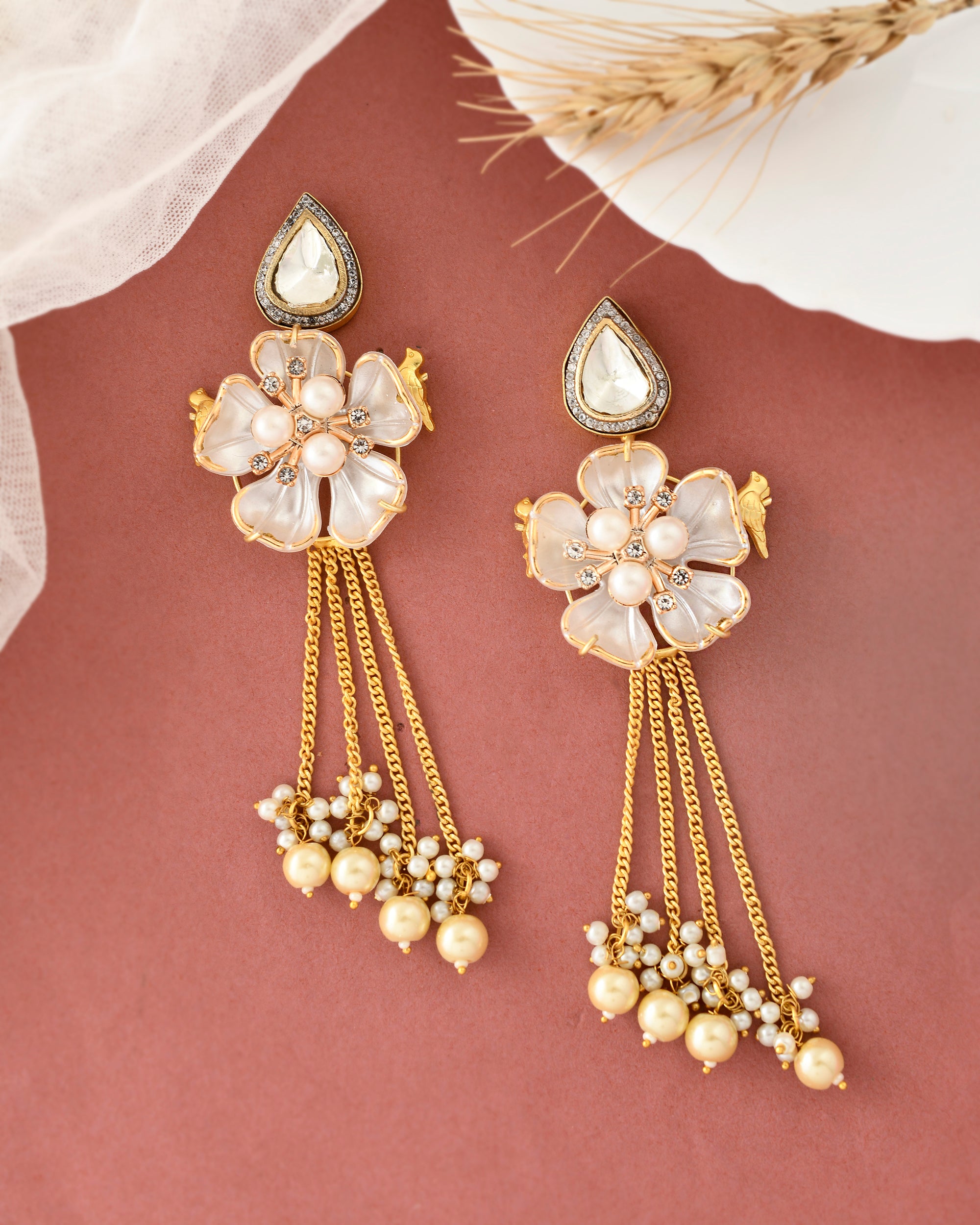 CHAIN FLOWER POLKI EARING