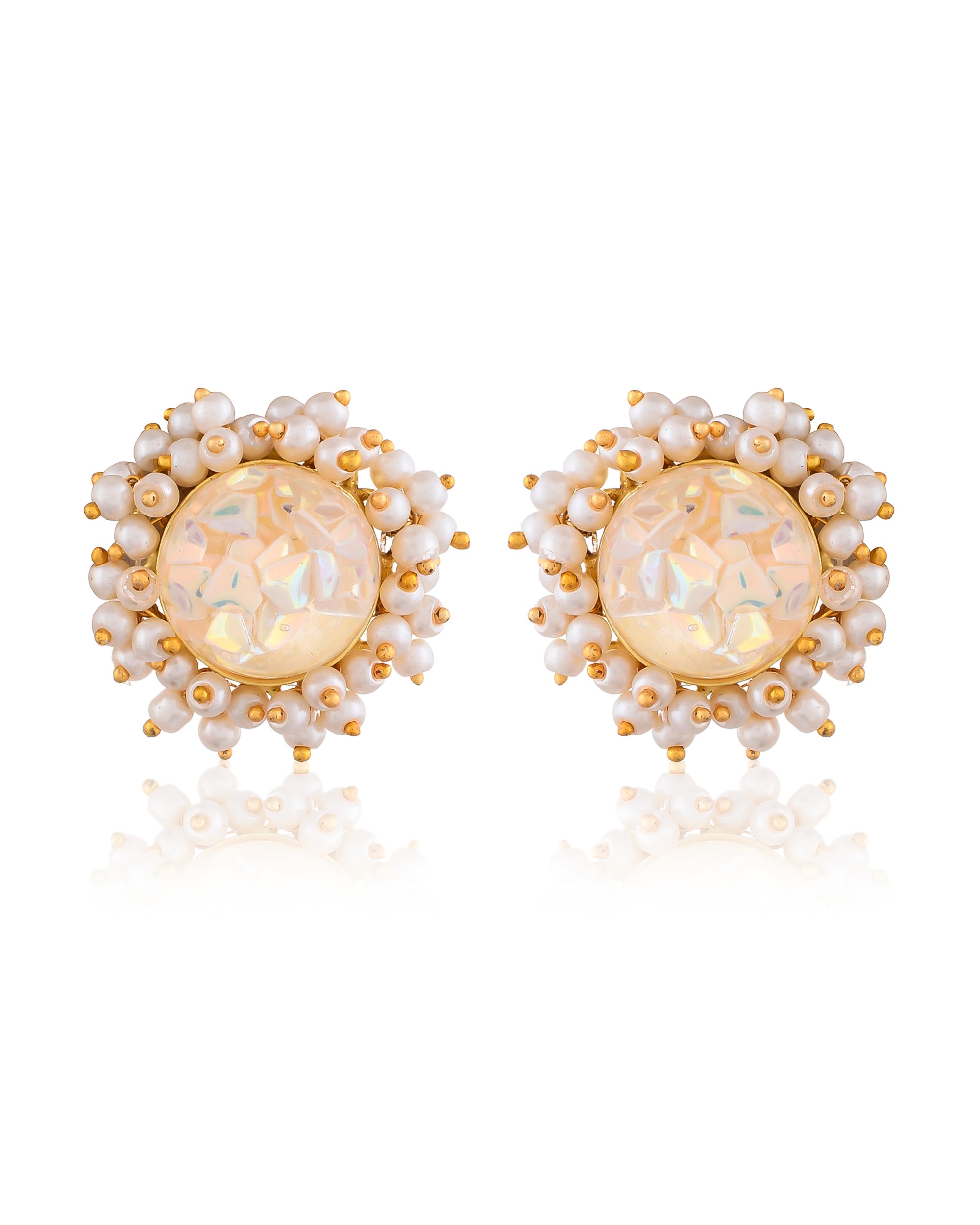 OFF WHITE ROCK CRYSTAL STUDS