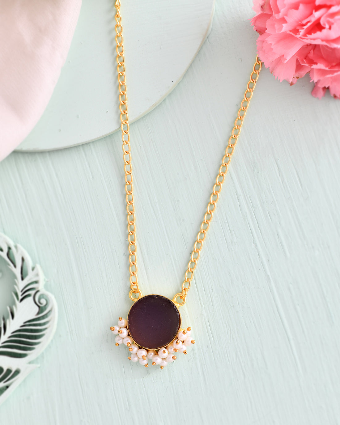 DELICATE PENDANT