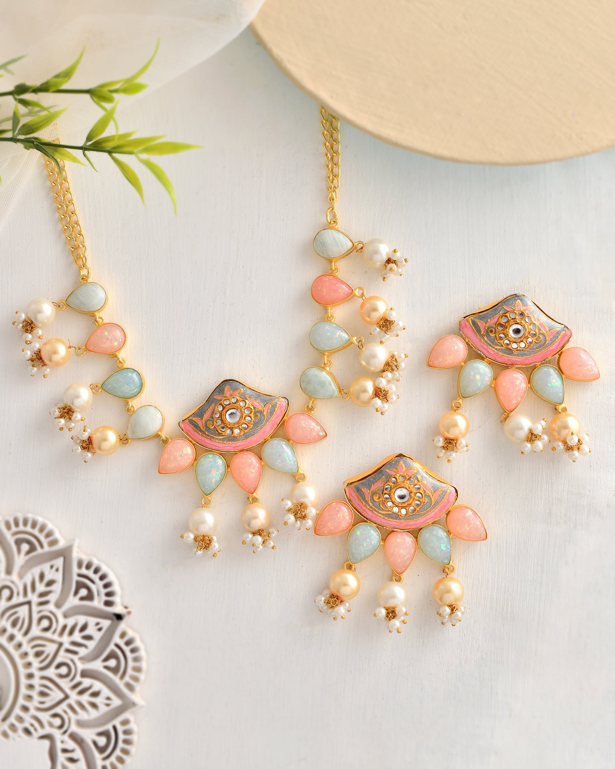 NOOR E JAHA NECKLACE