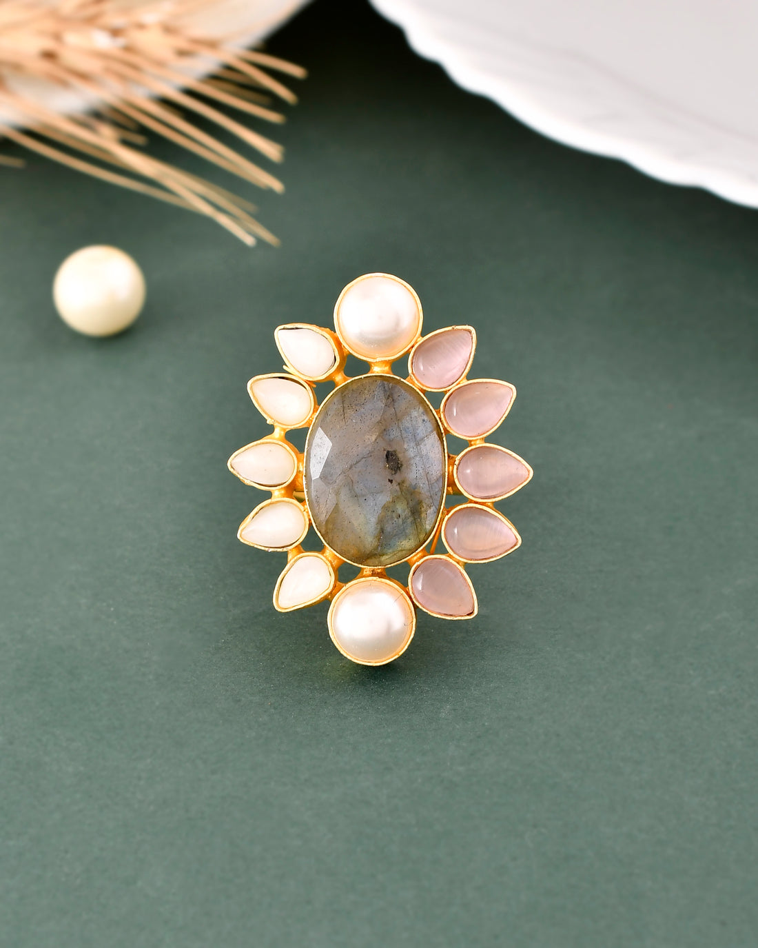 DAISY RING