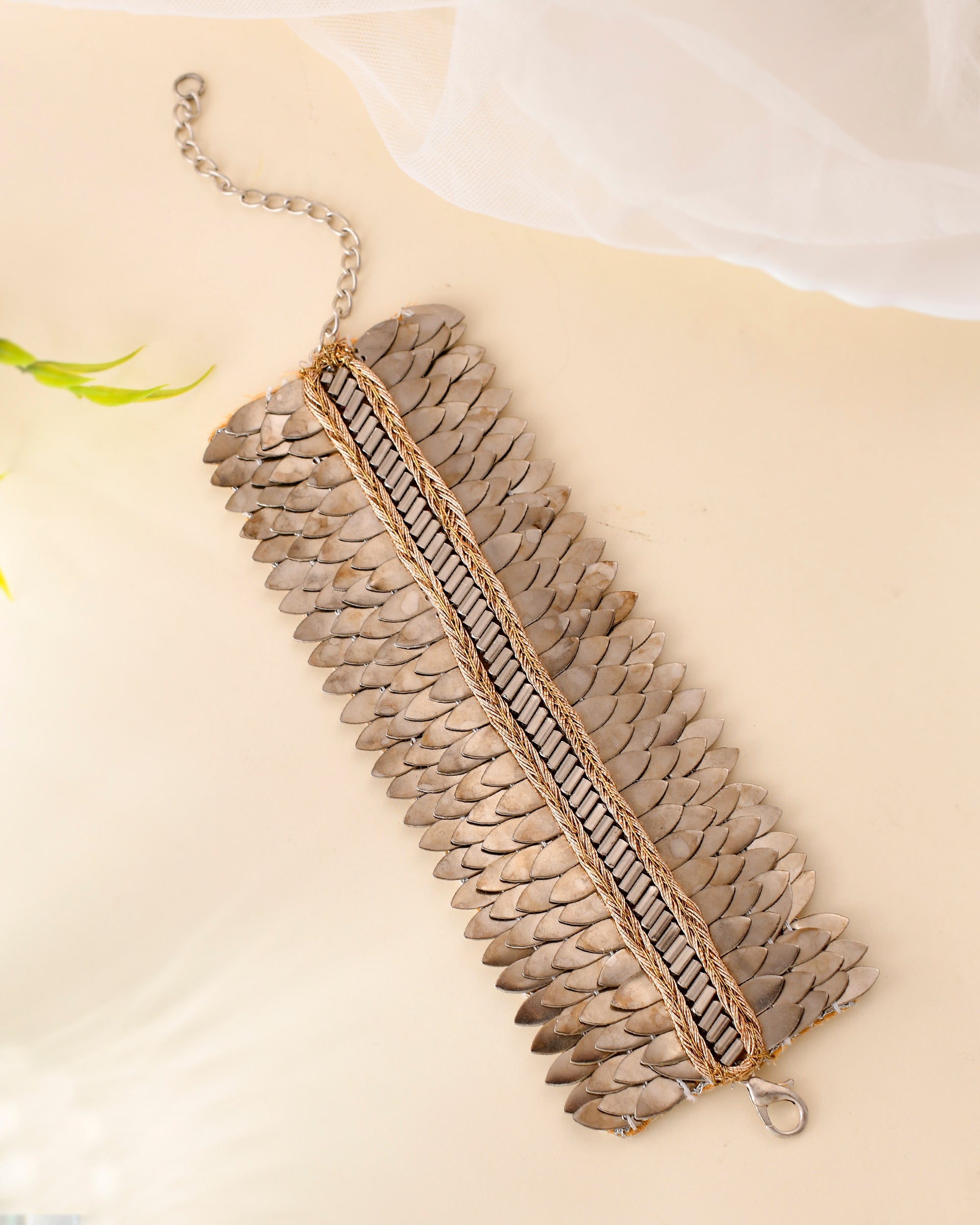 FEARLESS FEATHERS BRACELET