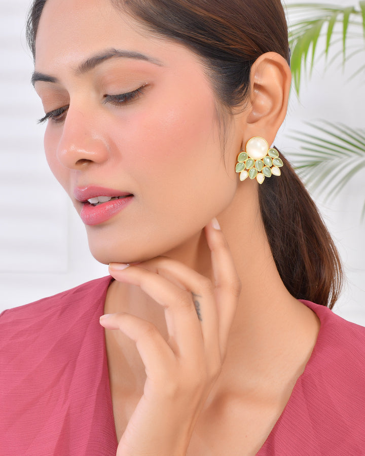 LOVE MALLOW STUDS