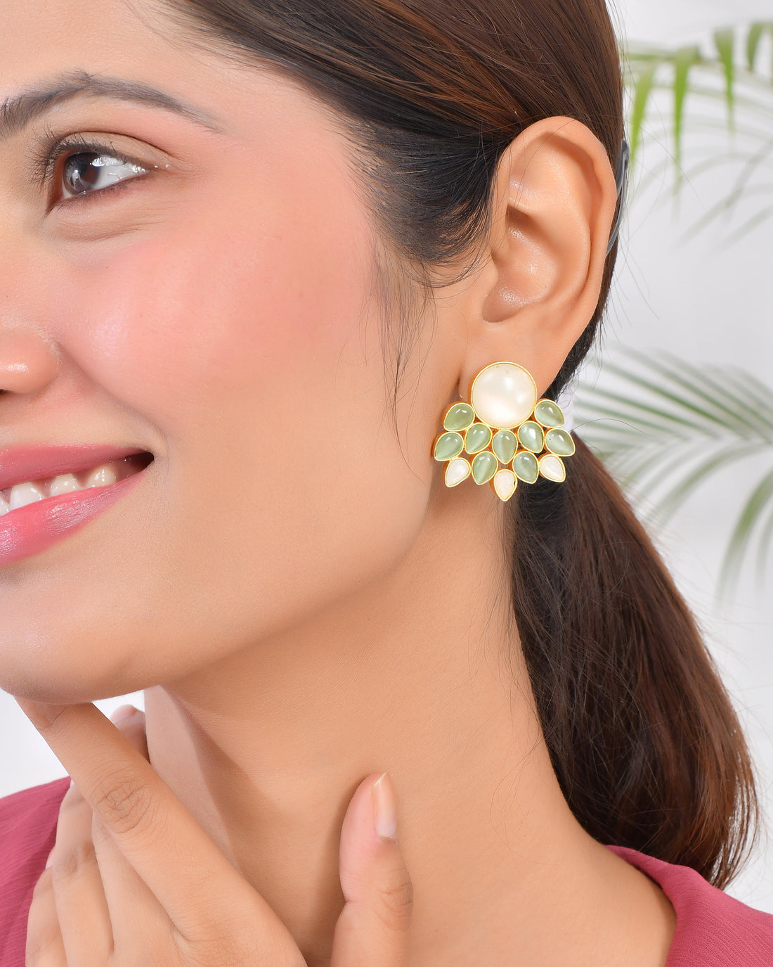 LOVE MALLOW STUDS