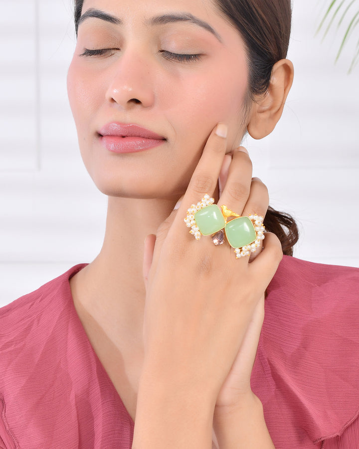 HINTS OF STONE RING