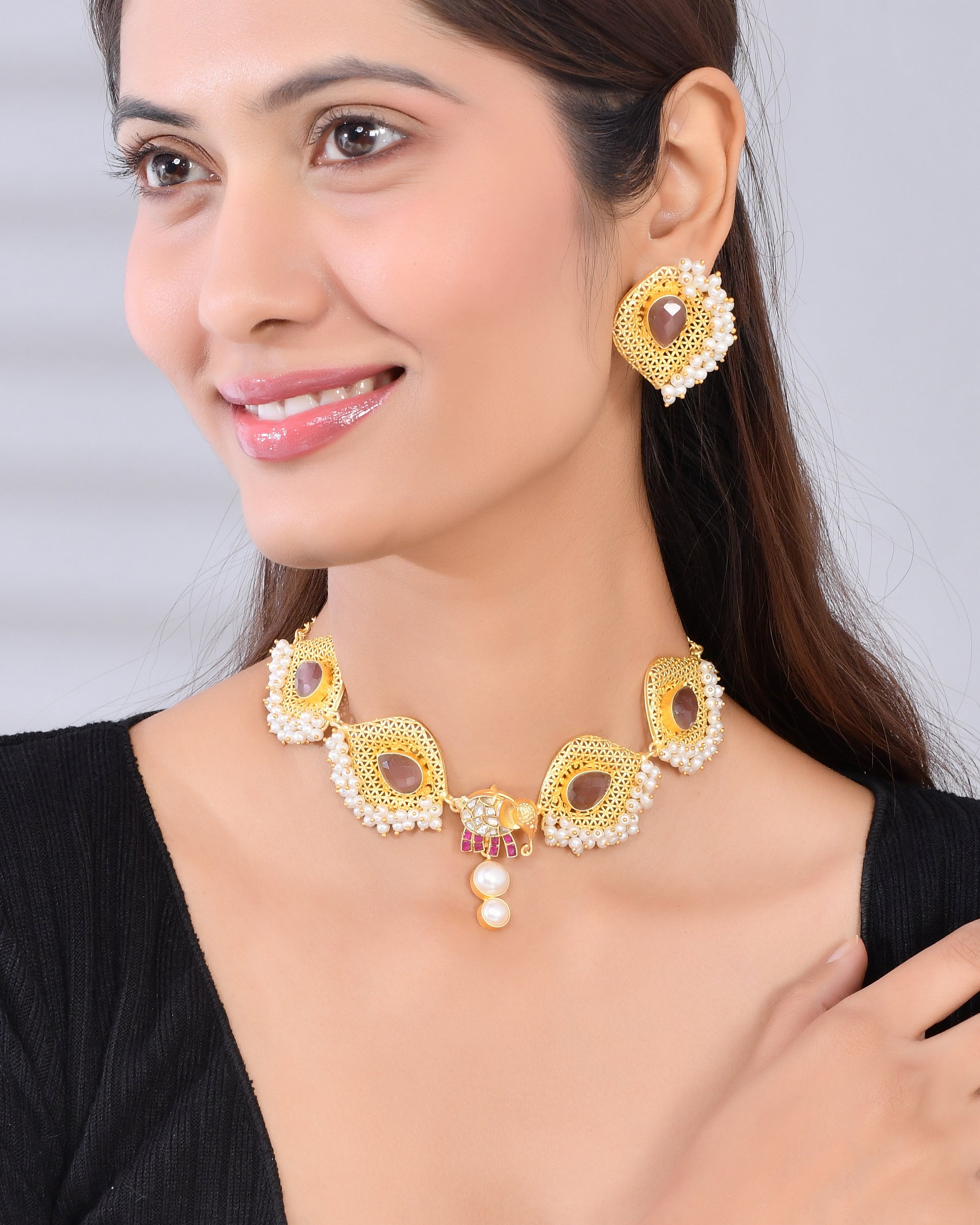 ZEENAT KUNDAN DEAR NECKLACE