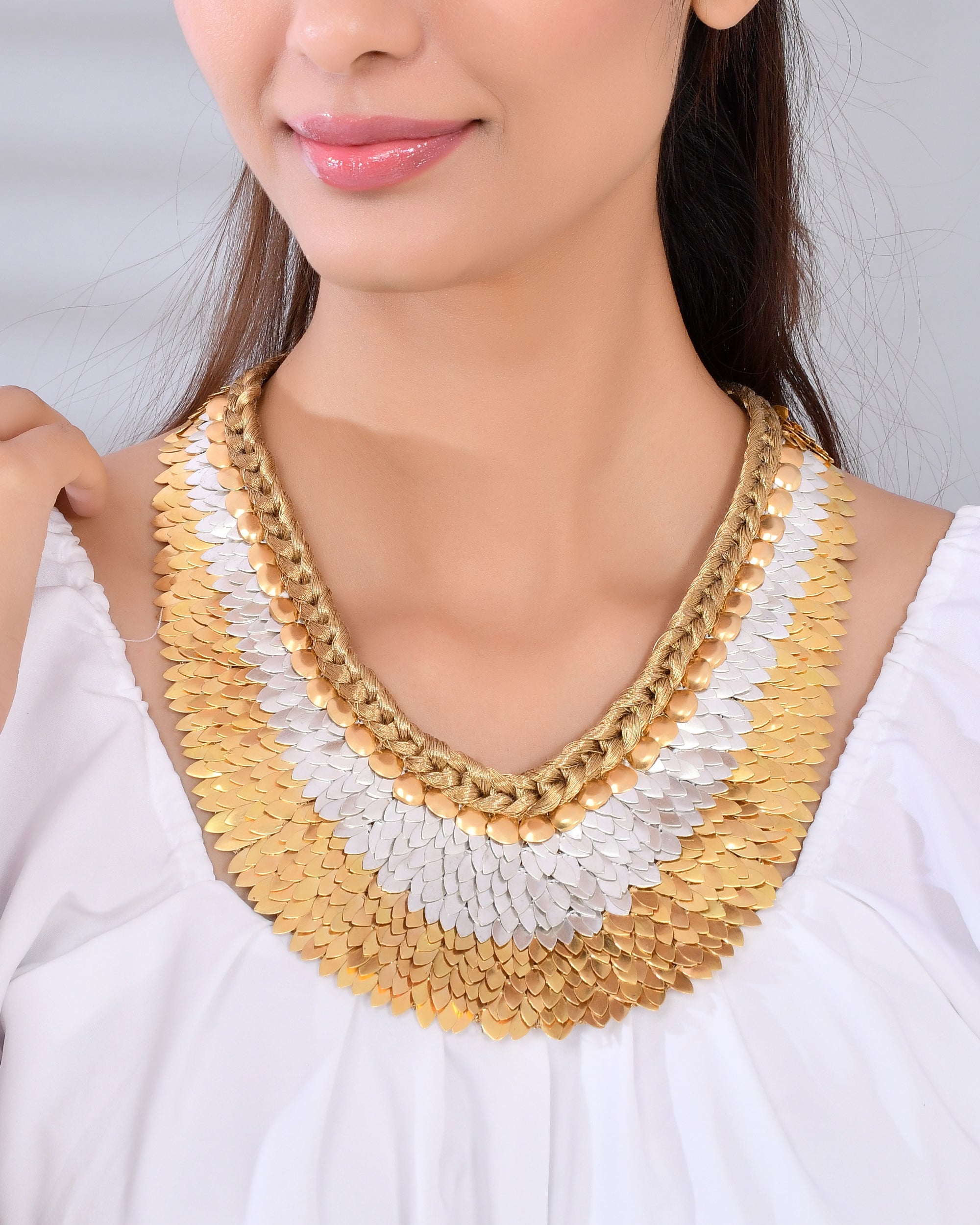 TRIO COLOUR FEATHER NECKLACE