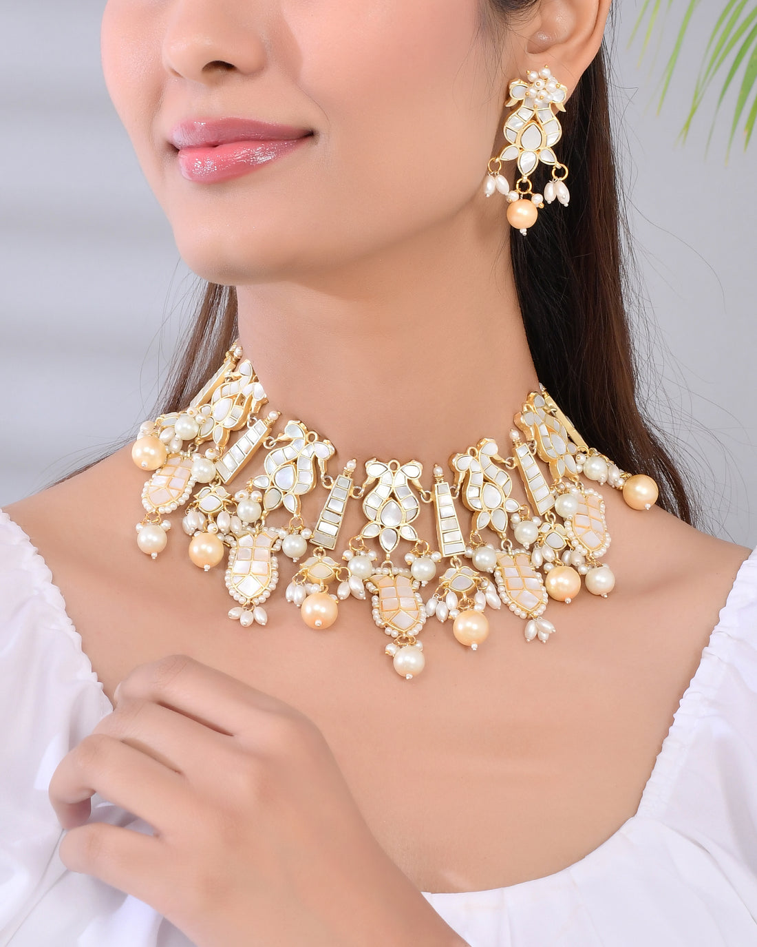 SULTANA NECKLACE