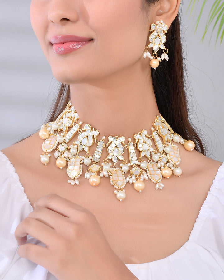 SULTANA NECKLACE