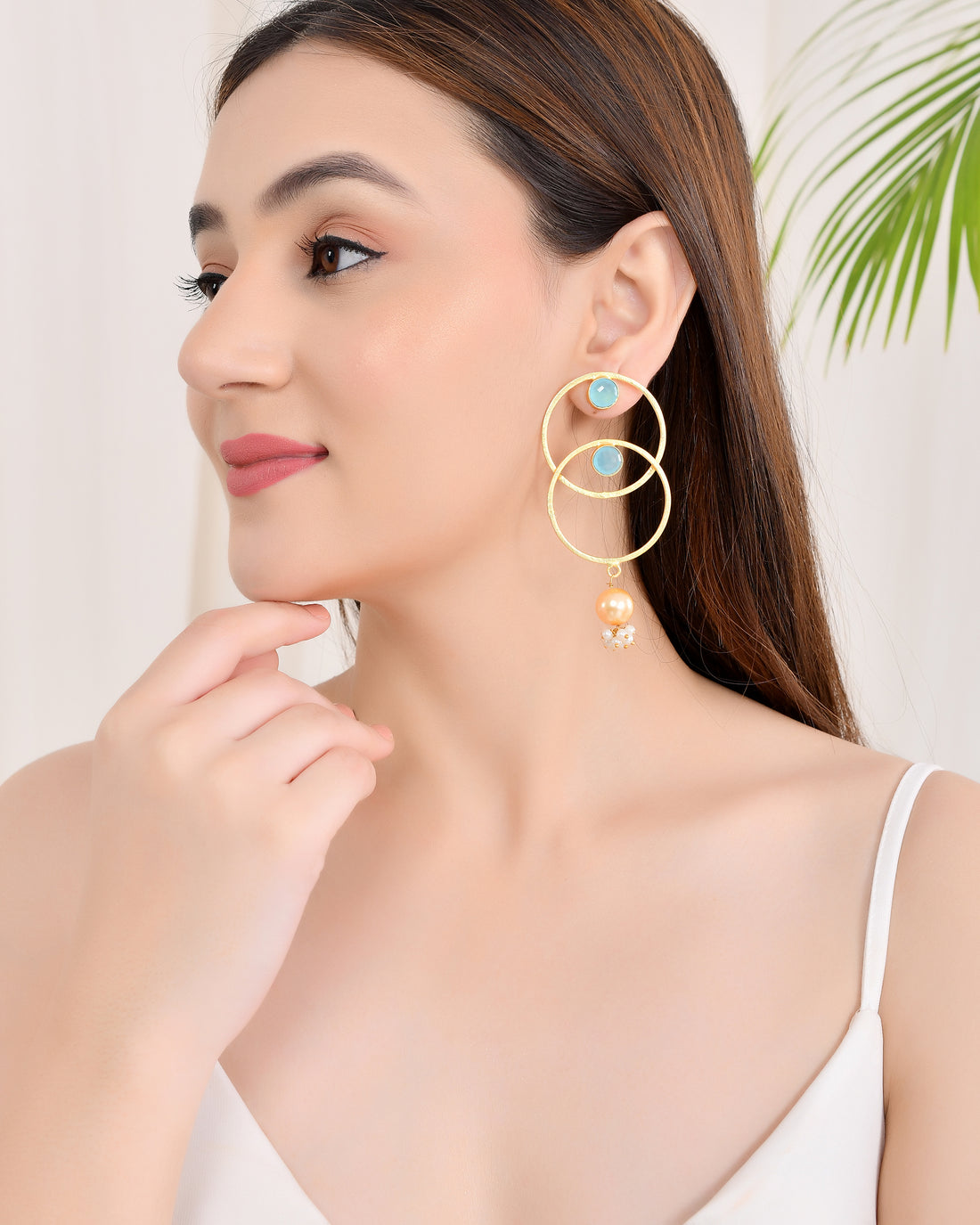 GLORY HOOP EARINGS