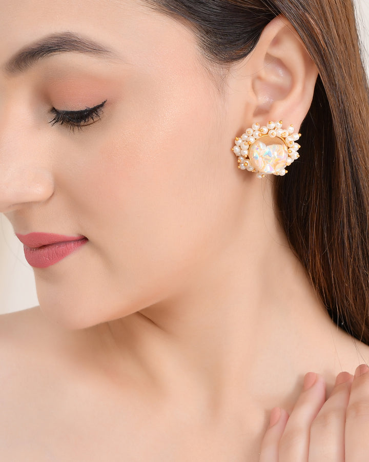 OFF WHITE ROCK CRYSTAL STUDS